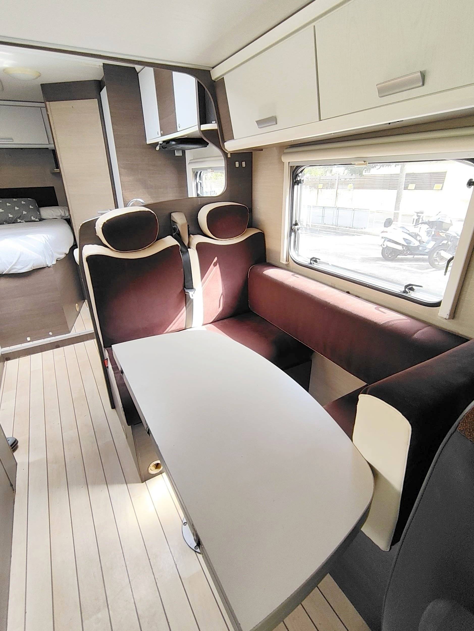 Comedor Fiat 2,3 l 130 ch. - Yescapa