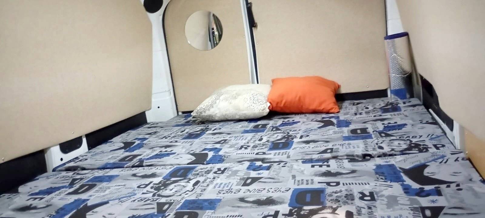 Couchages Opel Combo - Yescapa