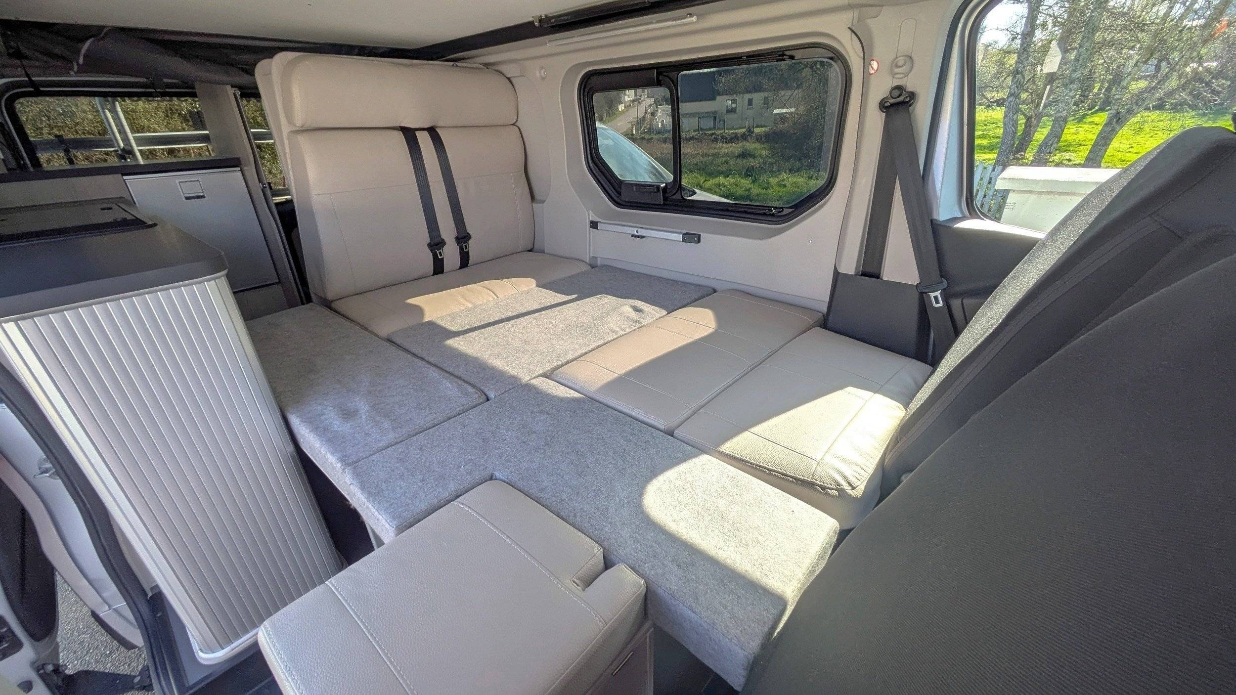 Berth Renault Trafic 1,6 l 120 ch - Yescapa