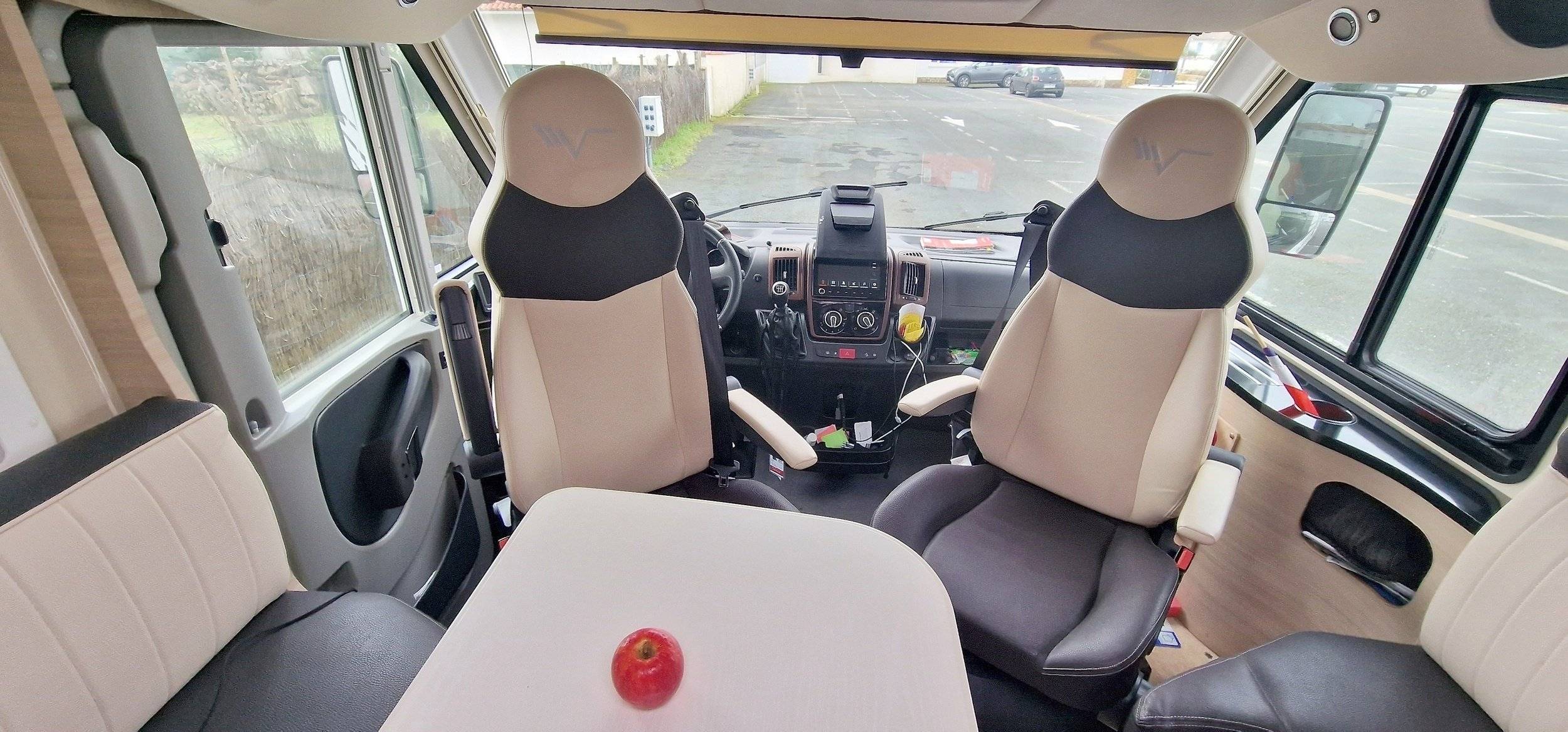 Mobilvetta mobilvetta kline yacht 90