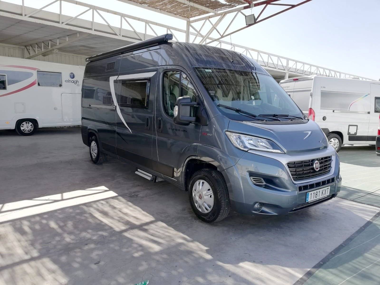 Front view from 3/4 Fiat Ducato 2,3 l 130 ch - Yescapa