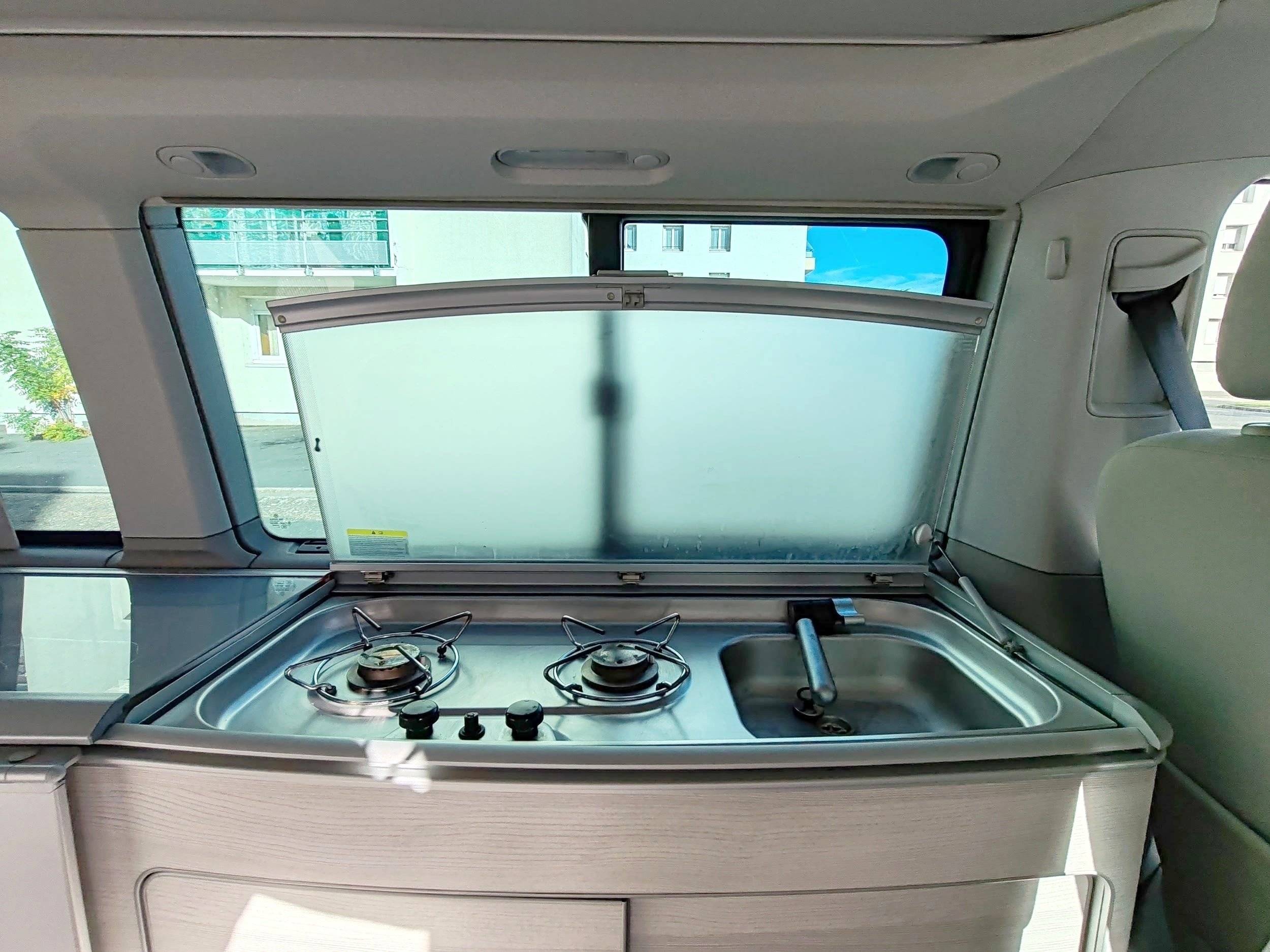 Angolo cucina Volkswagen T6 CALIFORNIA COAST 150 DSG 4MOTION - Yescapa
