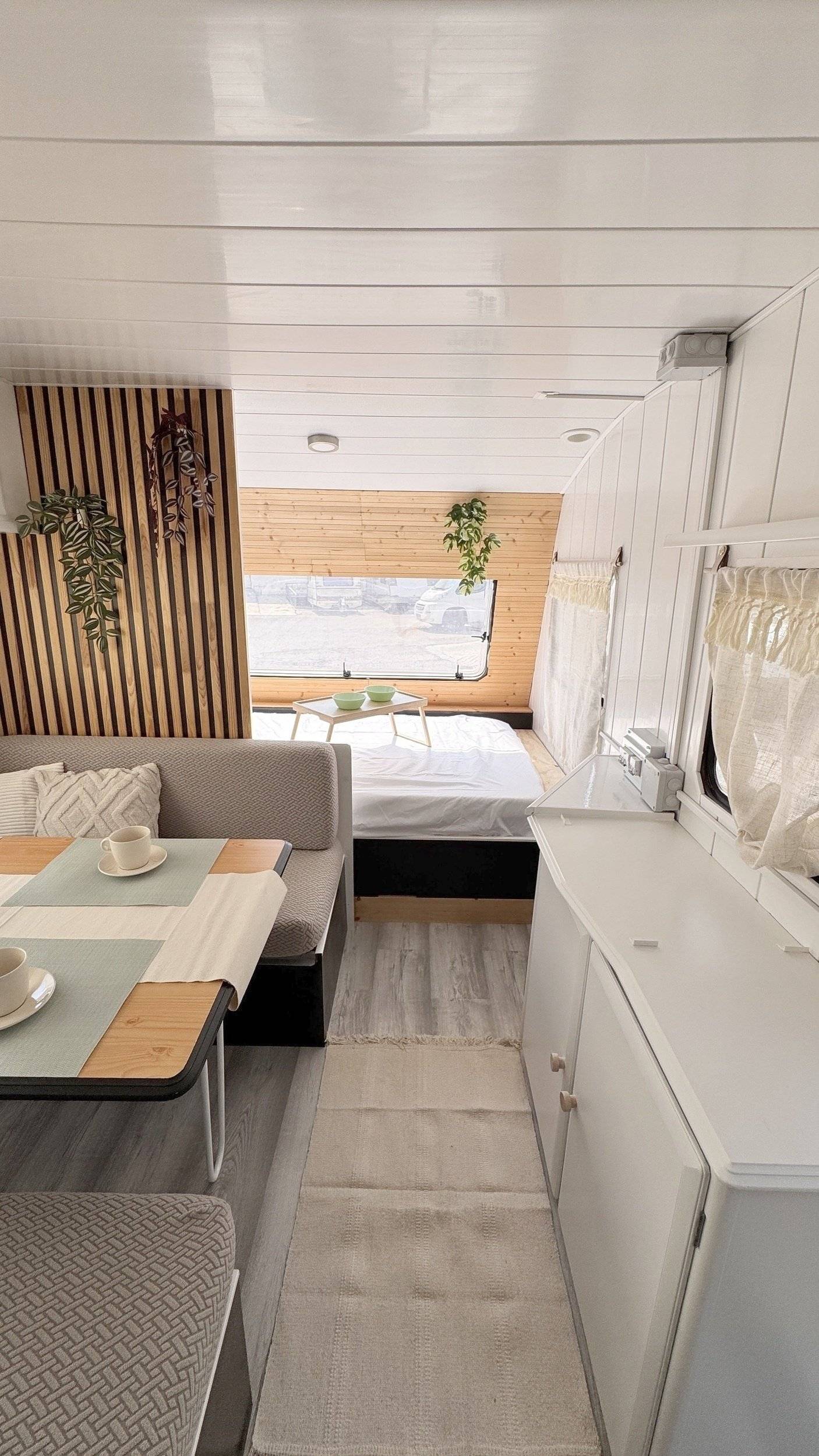 3 C Cartier/Brisebras Atalante