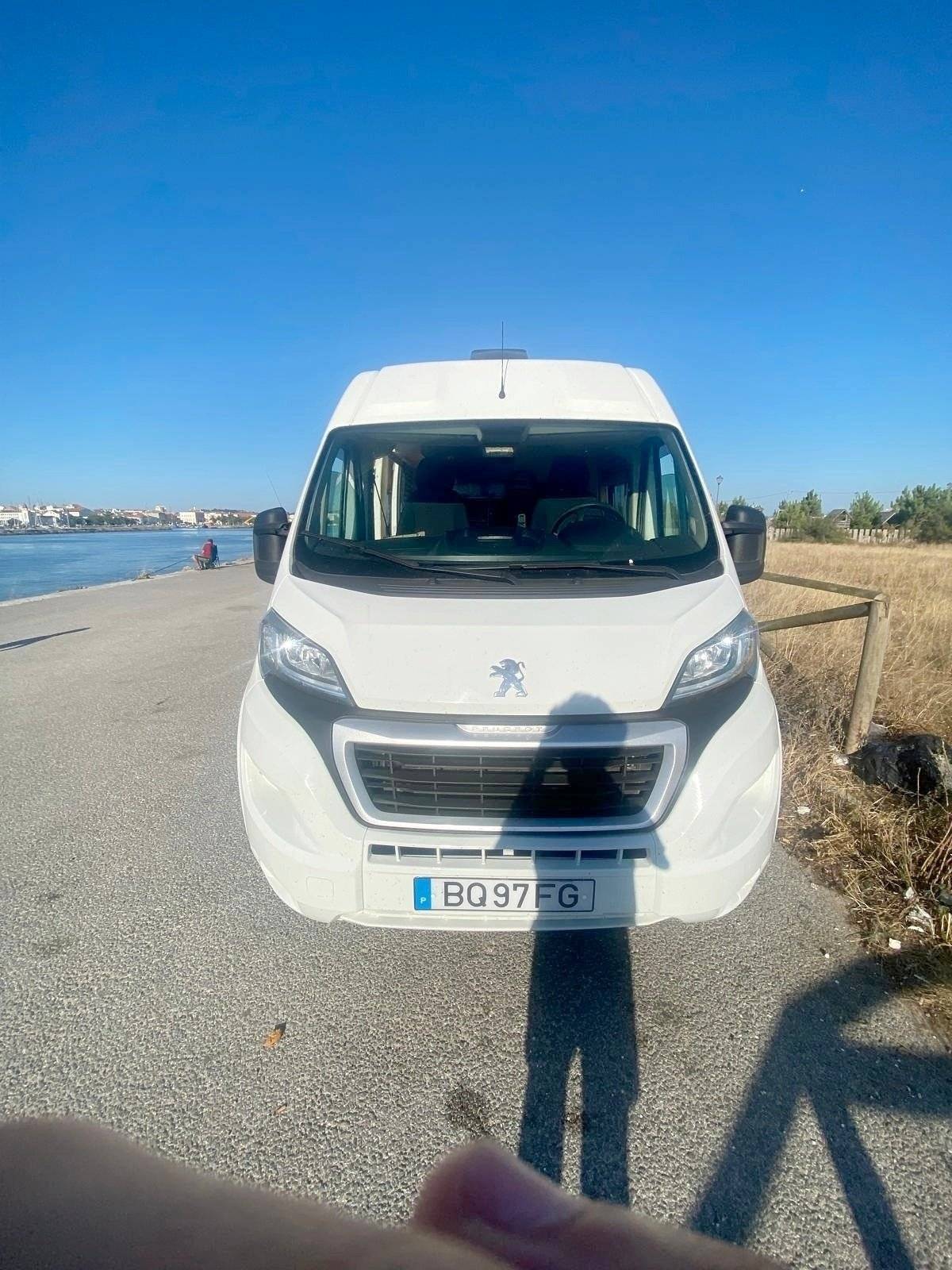 Dormidas Peugeot - Yescapa