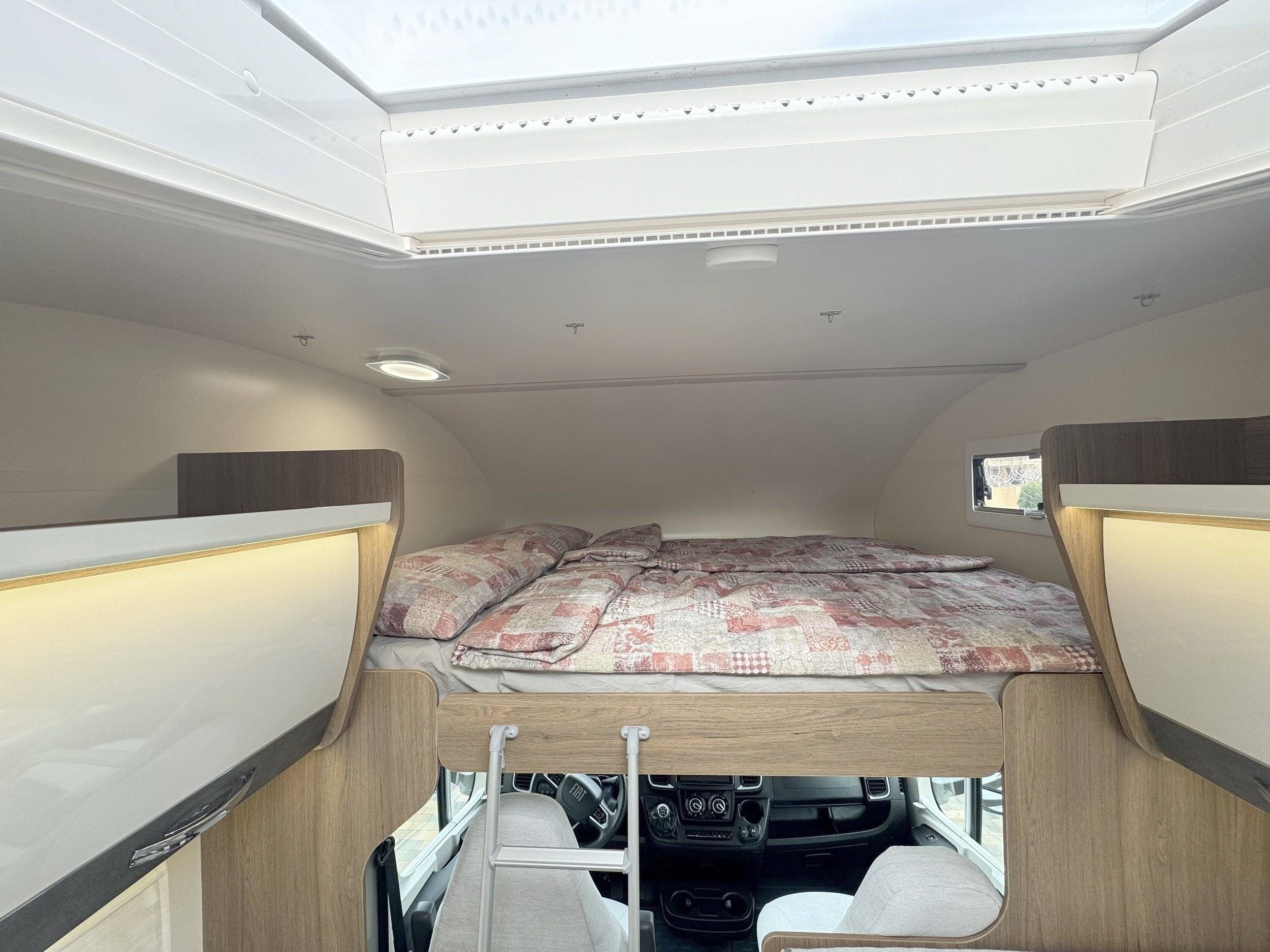 Schlafplätze Fiat Ducato - Yescapa