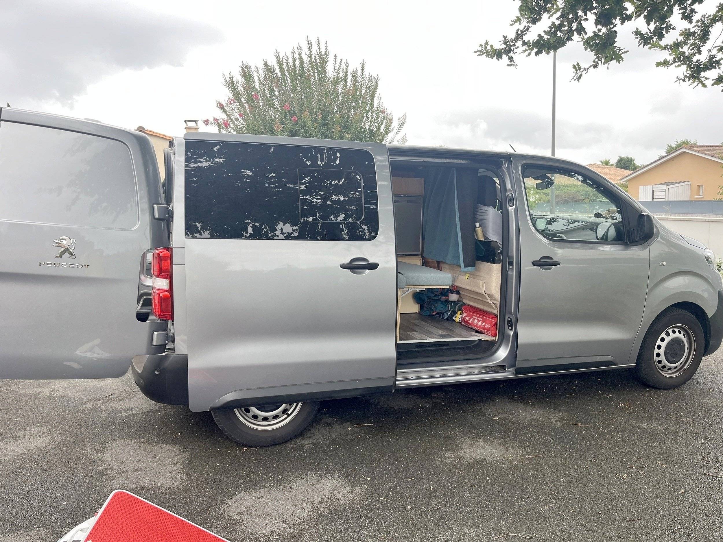 Camp In Van Peugeot expert Standard