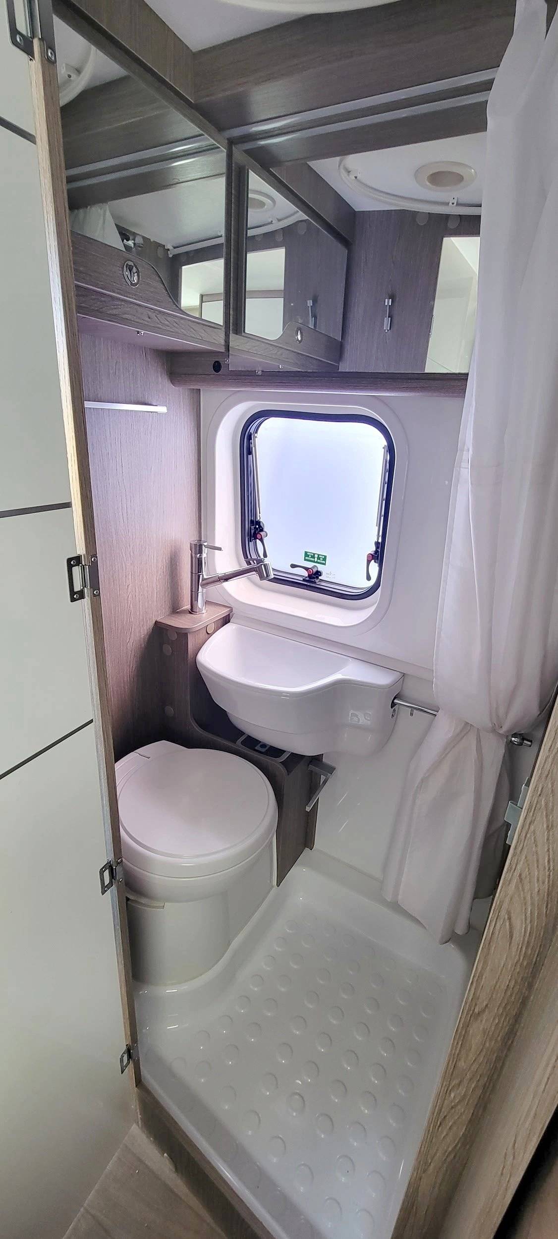 Chausson V594 Max VIP