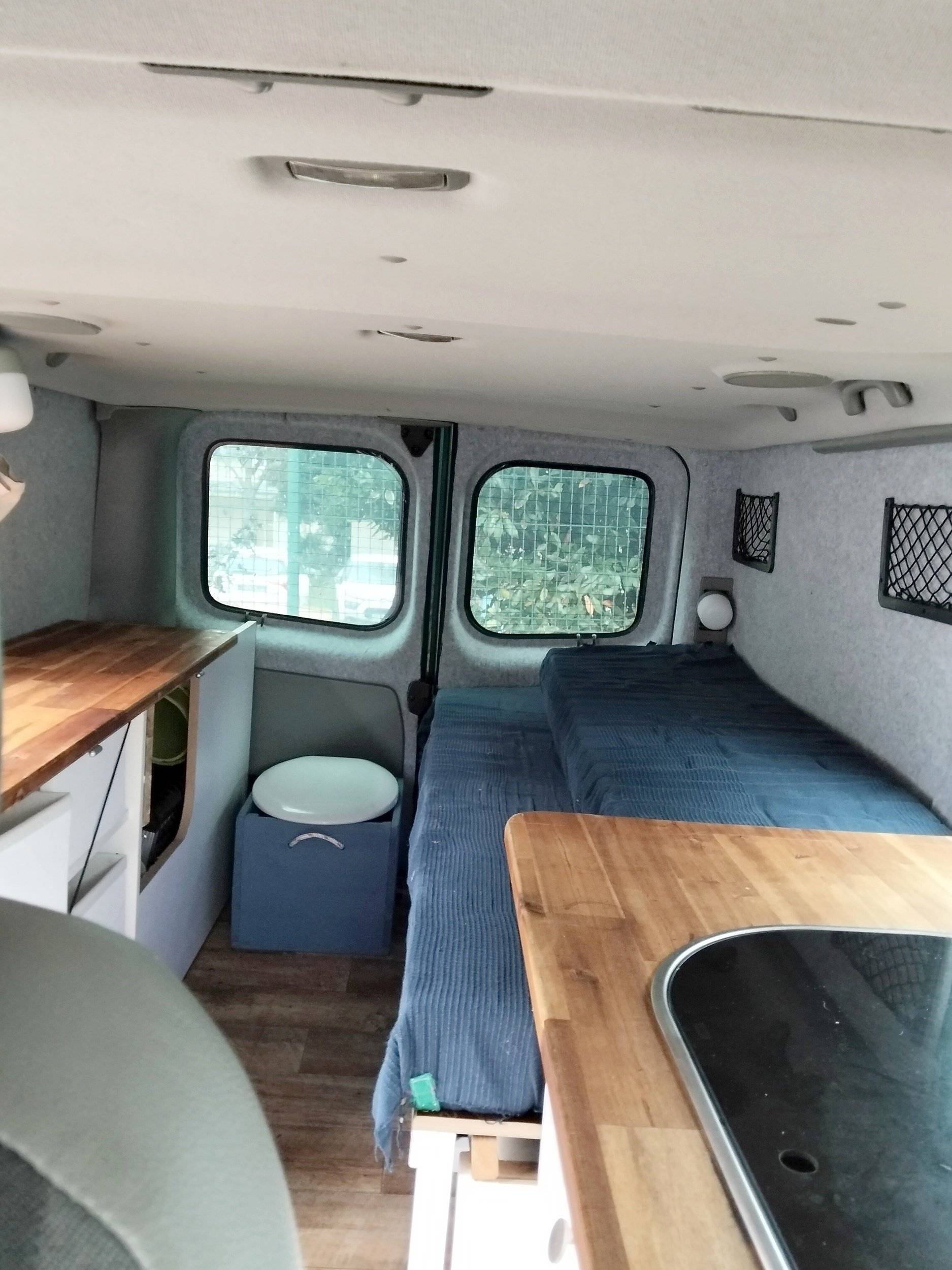 Coin repas Renault 2,0 l dCi 115 ch - Yescapa