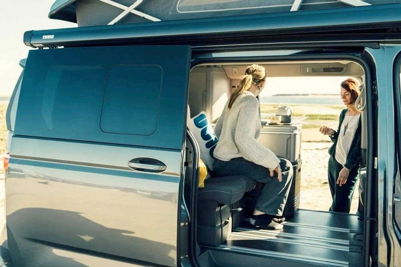 Volkswagen T7 California Ocean