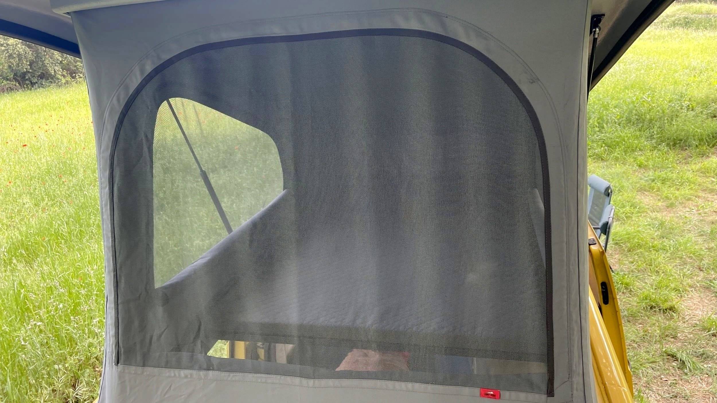 Berth Volkswagen T5 2 l 84 ch - Yescapa