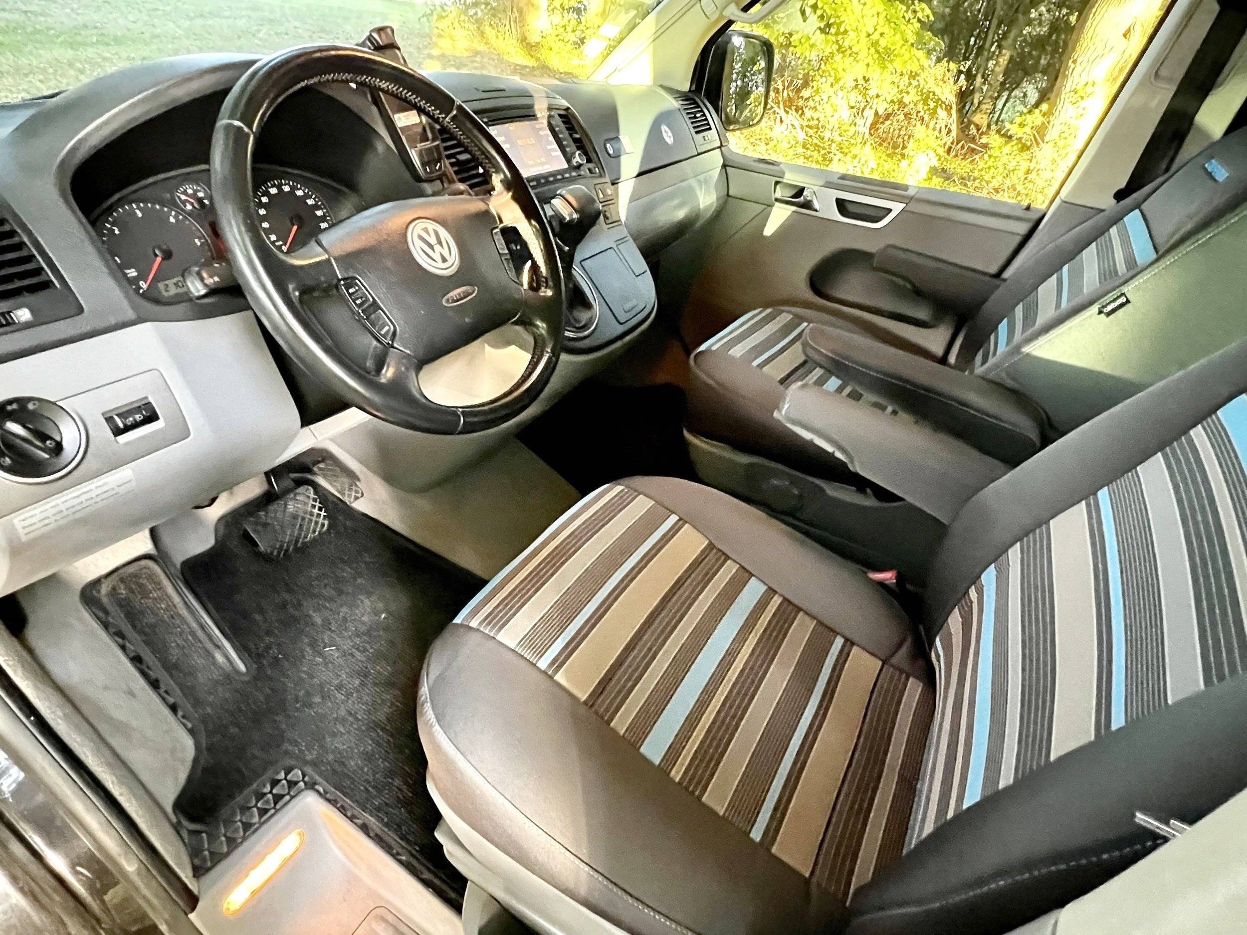 Volkswagen T5 California