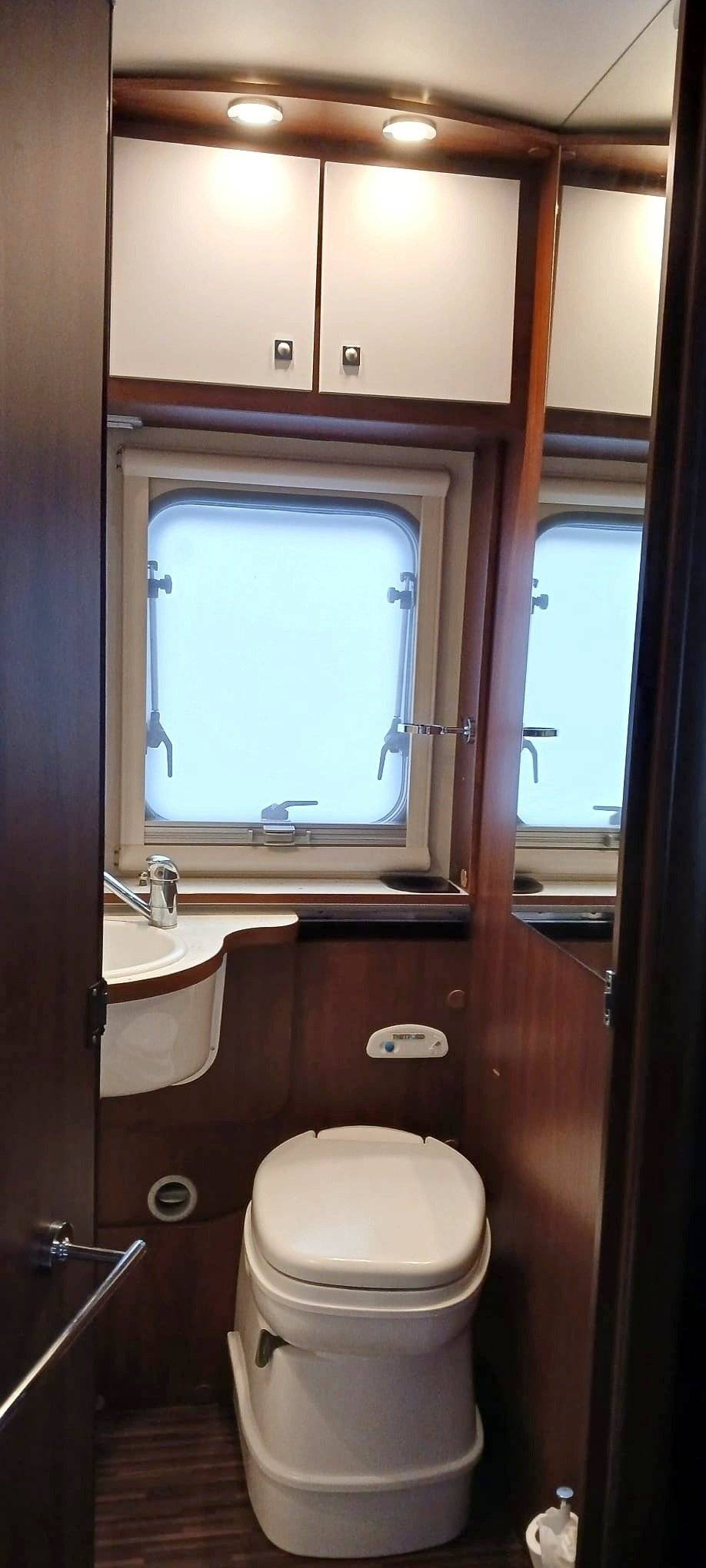 Elnagh Elnagh  Baron 22 