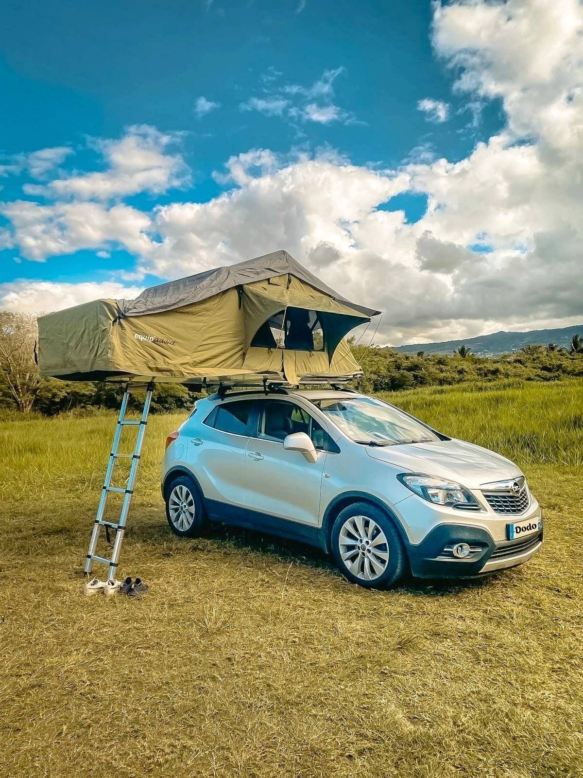 Voorkant 3/4 Opel Opel - Yescapa