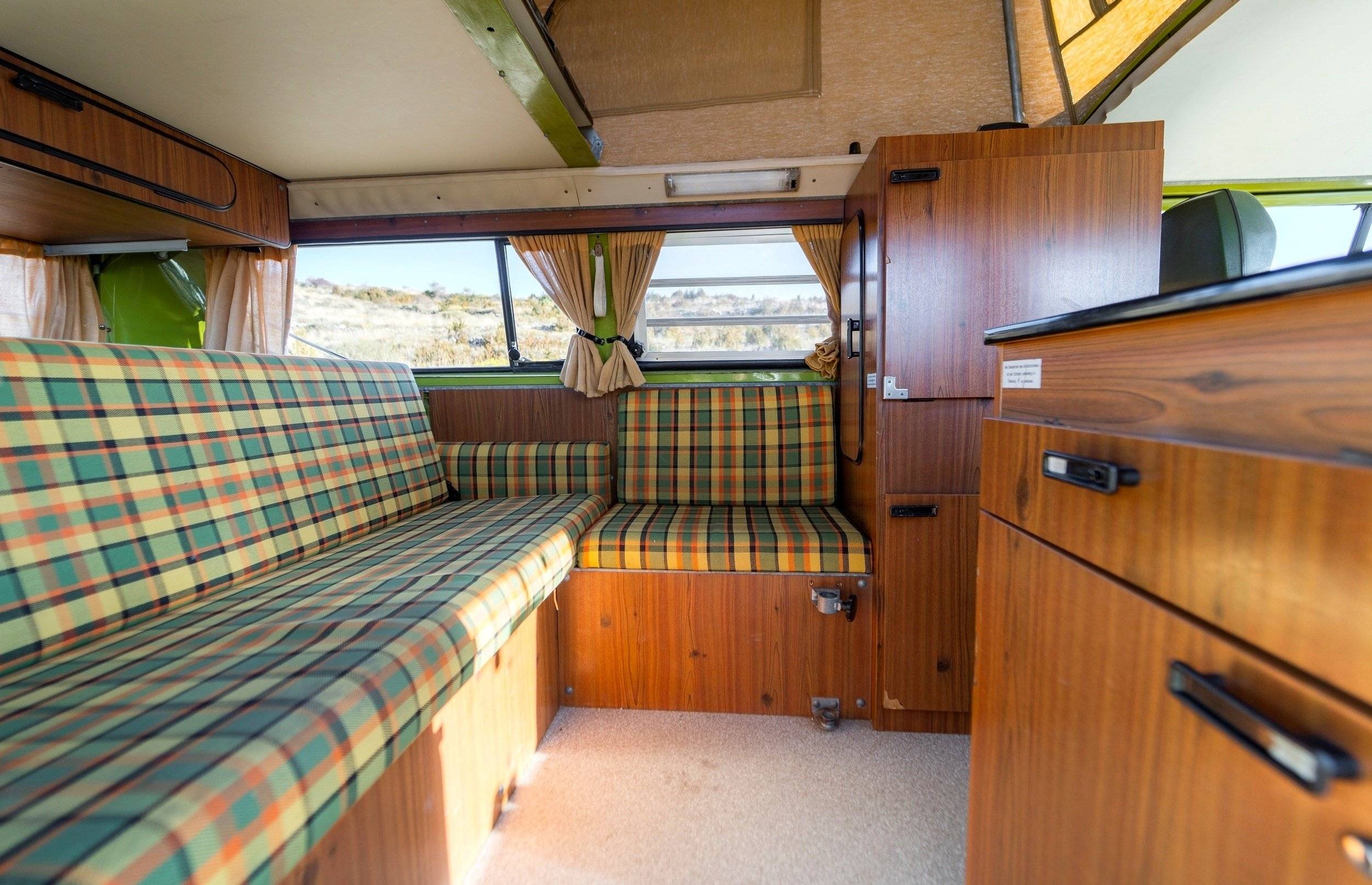 Volkswagen Kombi T2 Helsinki Westfalia Original