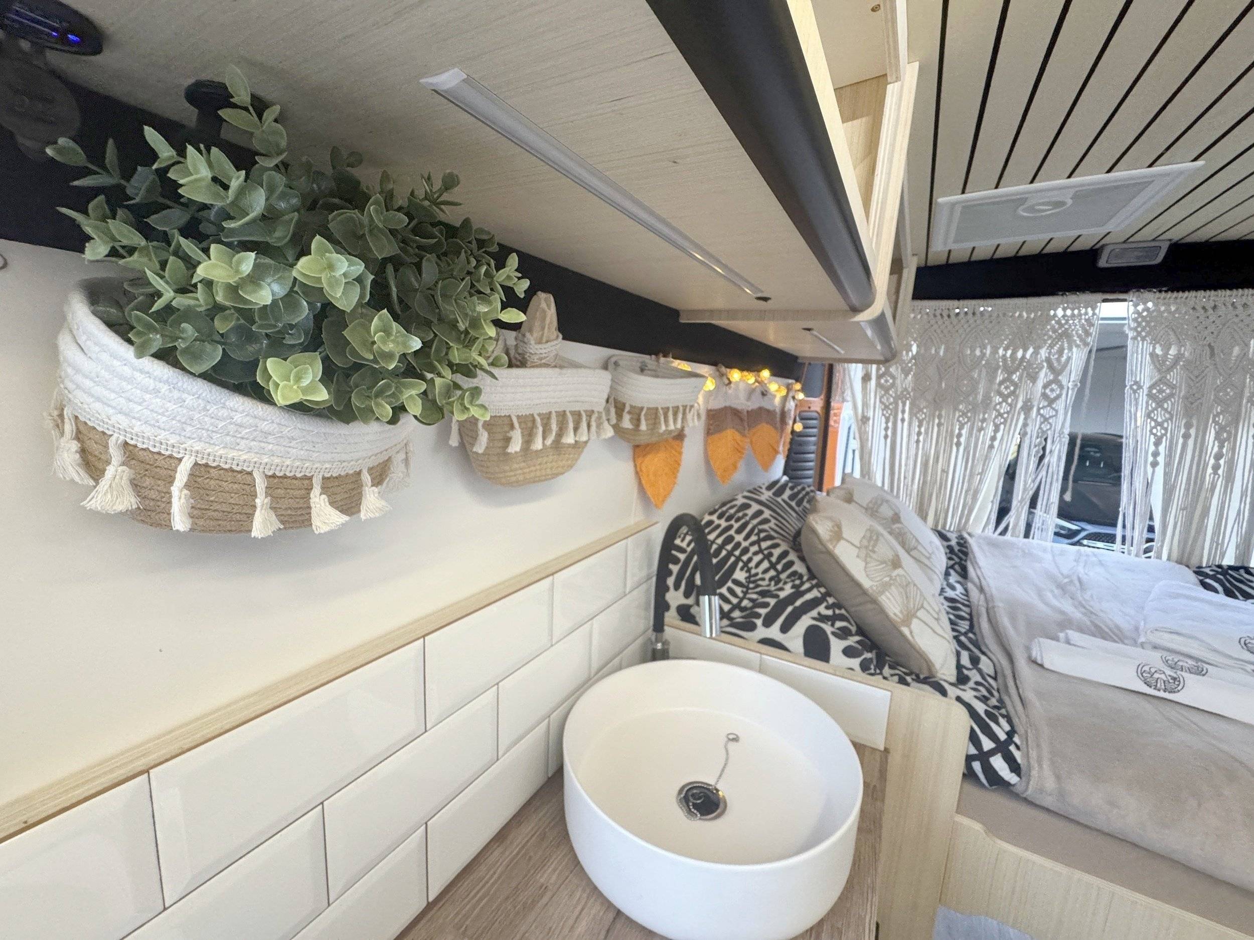 Berth Peugeot Boxer 2,2 l 120 ch. - Yescapa