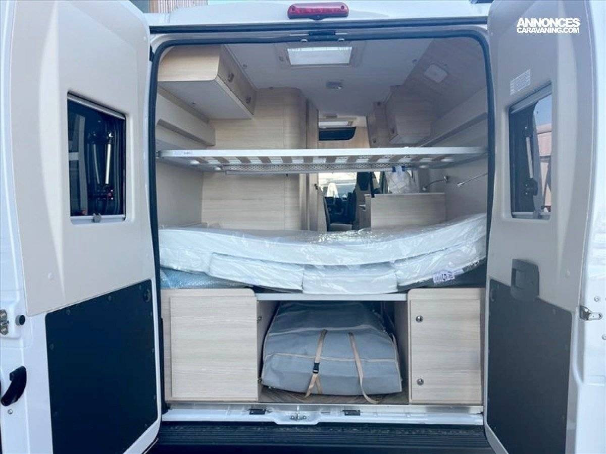 Berth Fiat FIAT DUCATO 2.2L 140ch - Yescapa