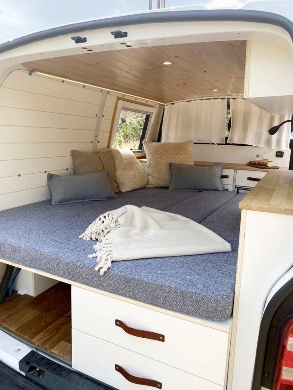 Volkswagen T6 2,0 l 102 ch