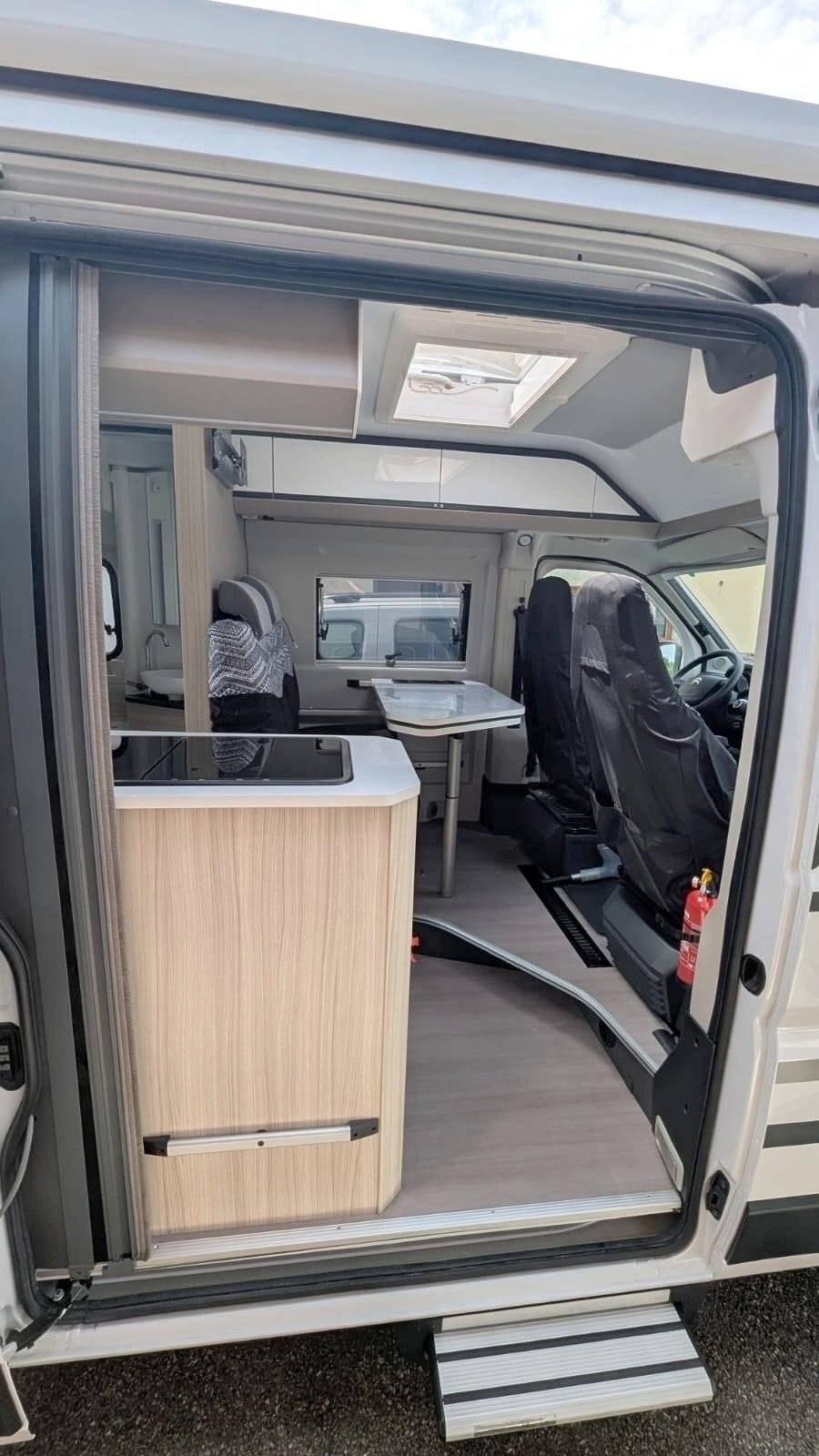 Adria Twin 600 SPB Family