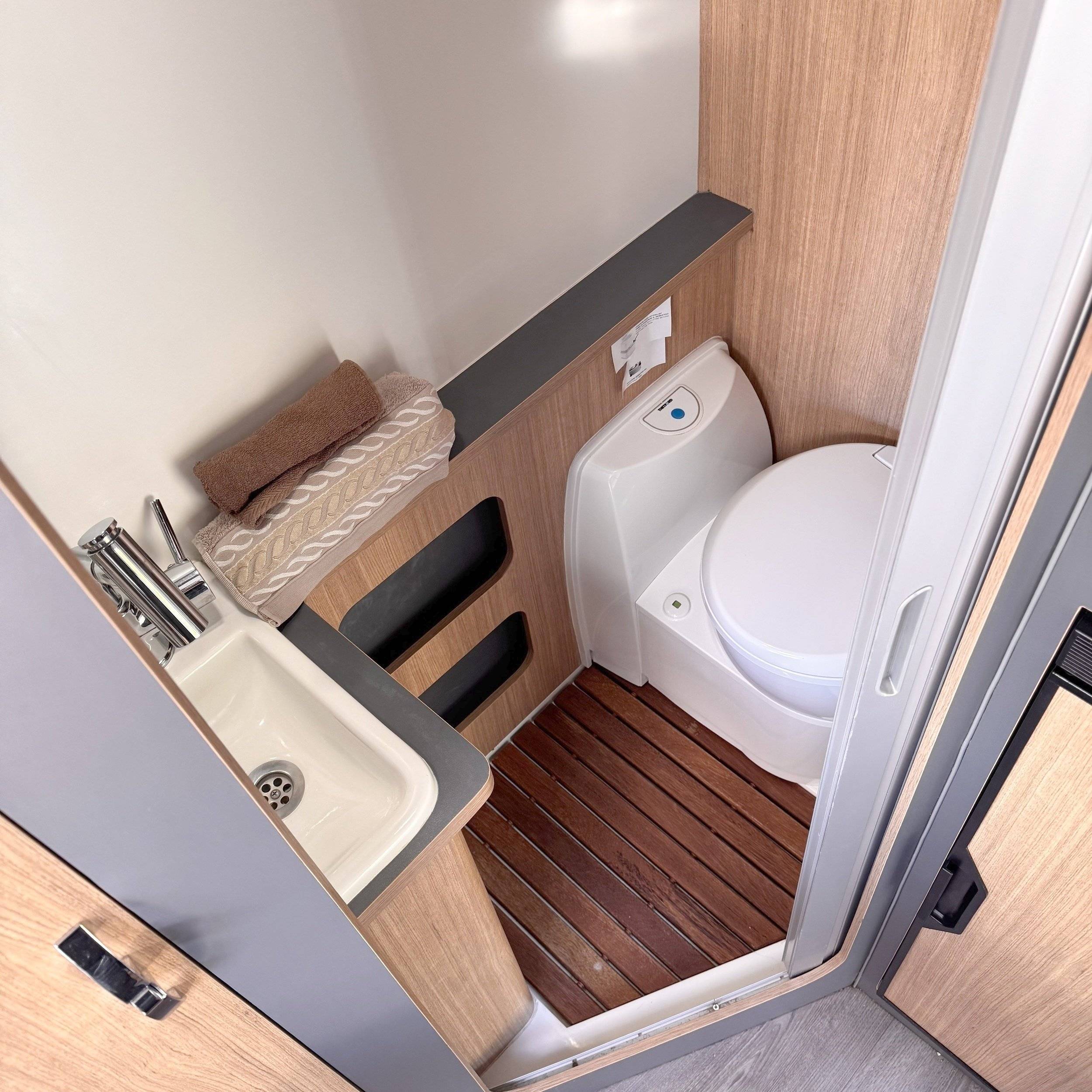 Essecke Fiat Fiat Dobló 1.3 JTD - Yescapa