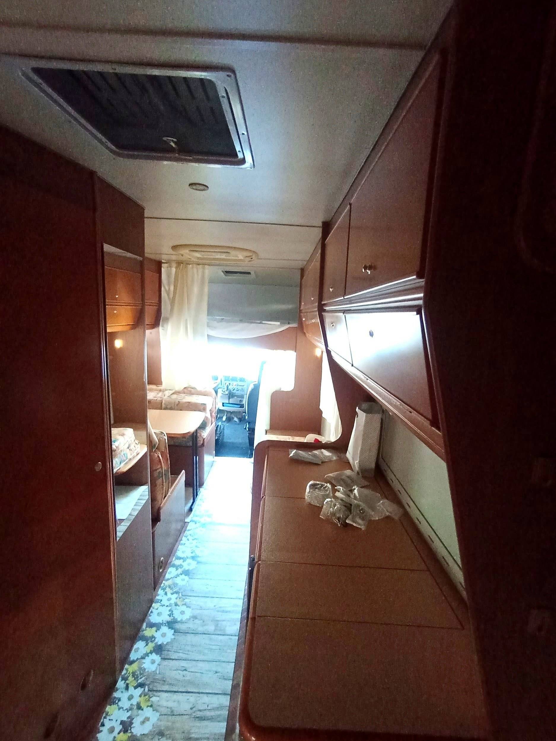 Kitchen Fiat ducato 2,8 htdi - Yescapa