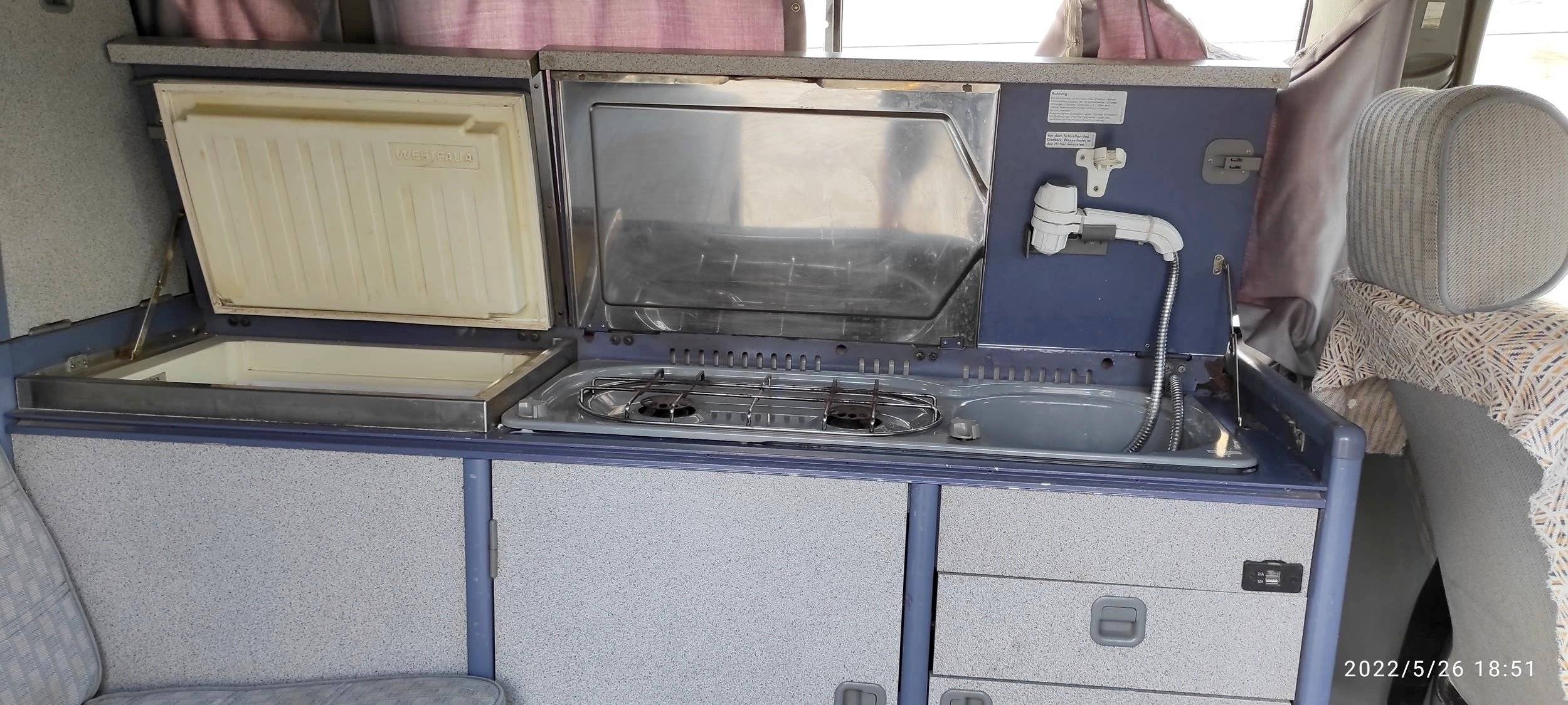 Vista parte trasera del vehículo  - Yescapa