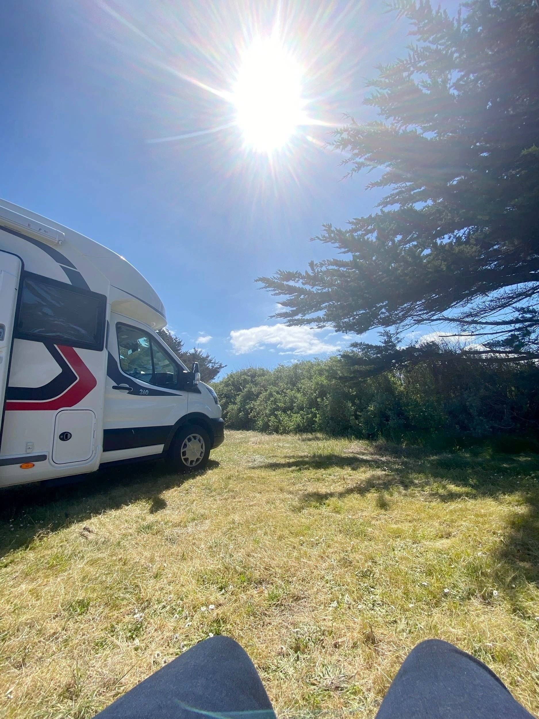 Challenger FORD TRANSIT