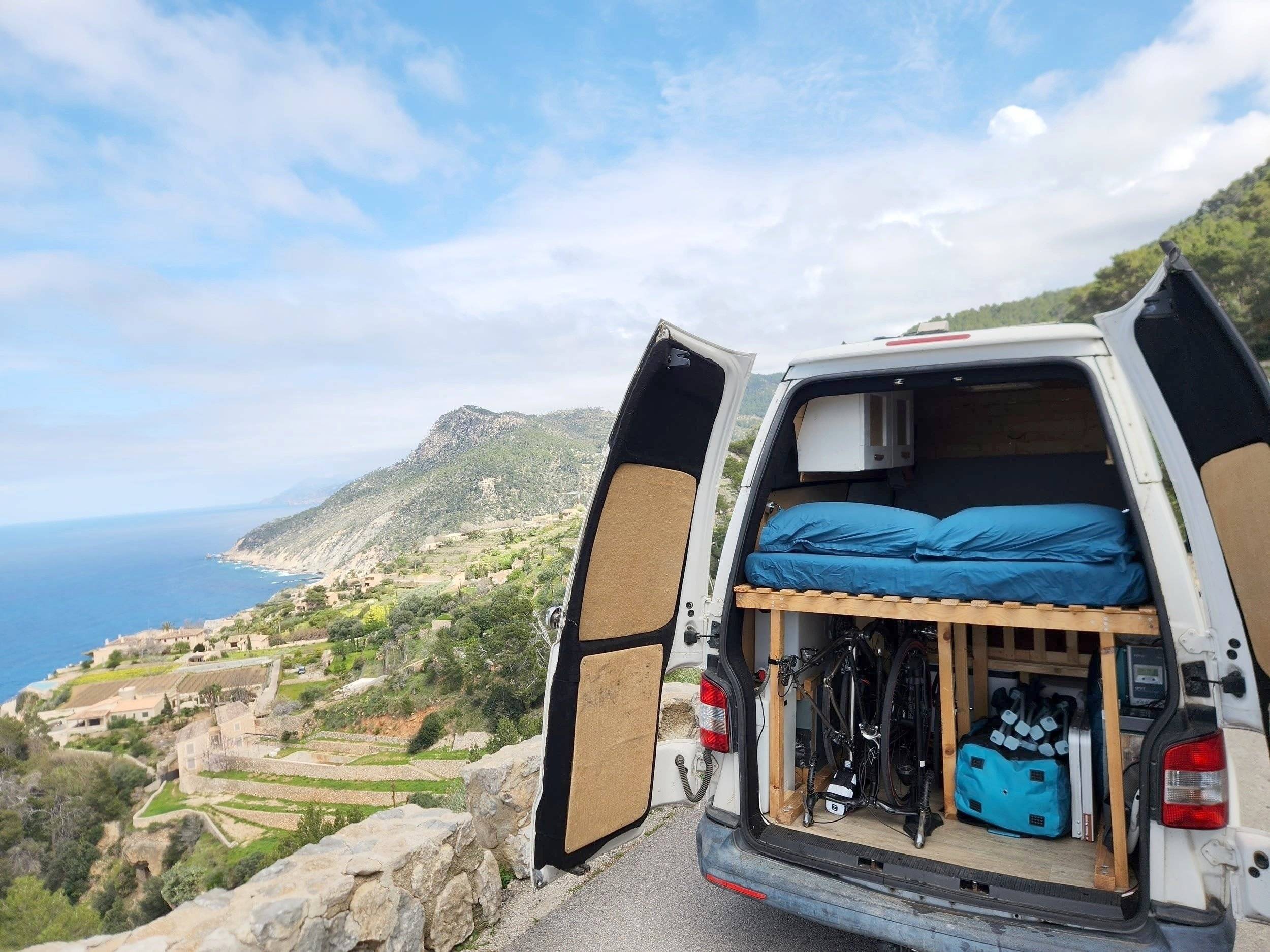 Volkswagen T5 2,0 l 102 ch