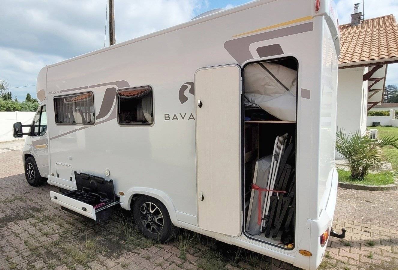 Bavaria BAVARIA T696D