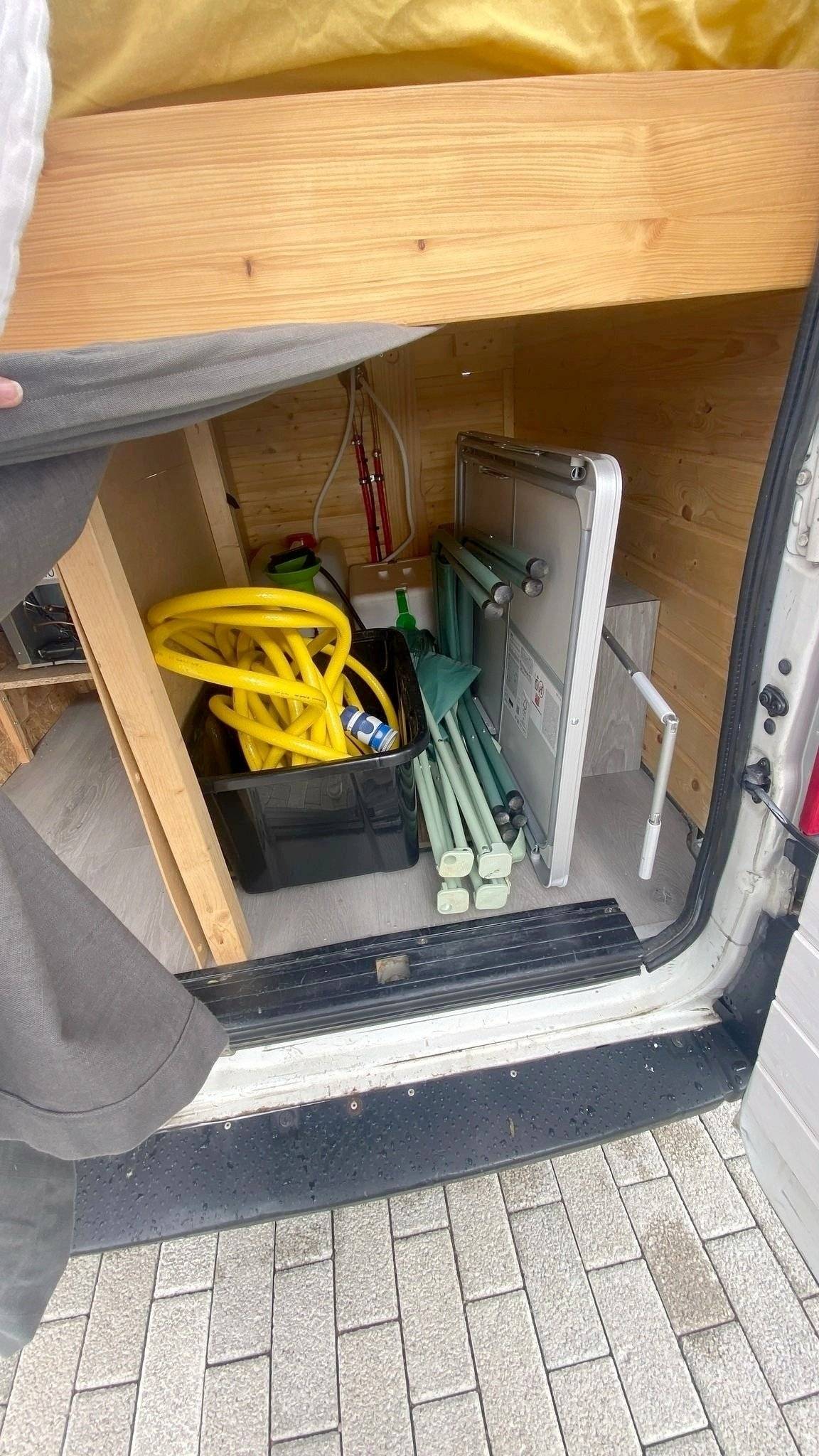 Converted PEUGEOT BOXER L3H2