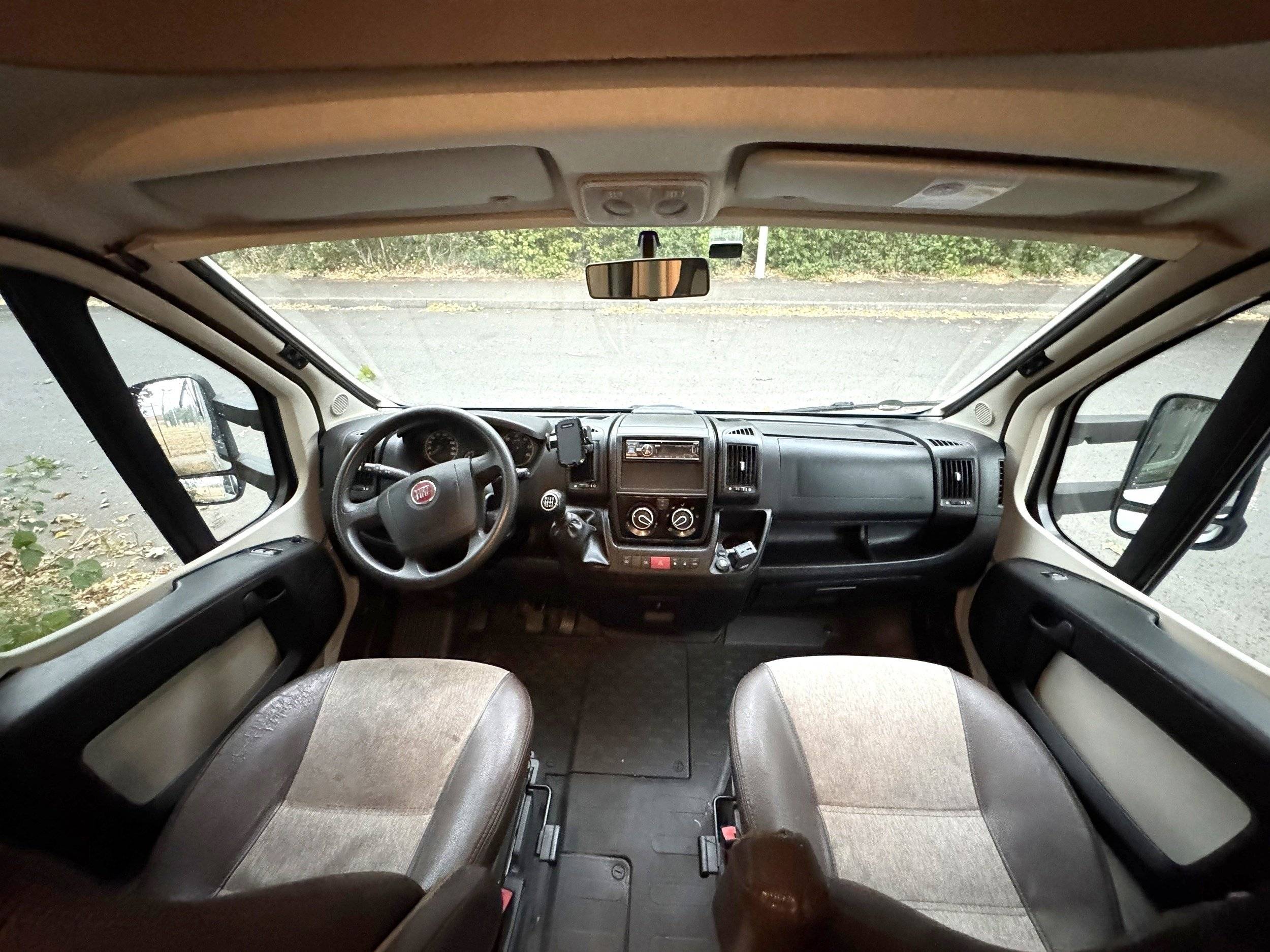 Knaus Sky Wave 650 MF