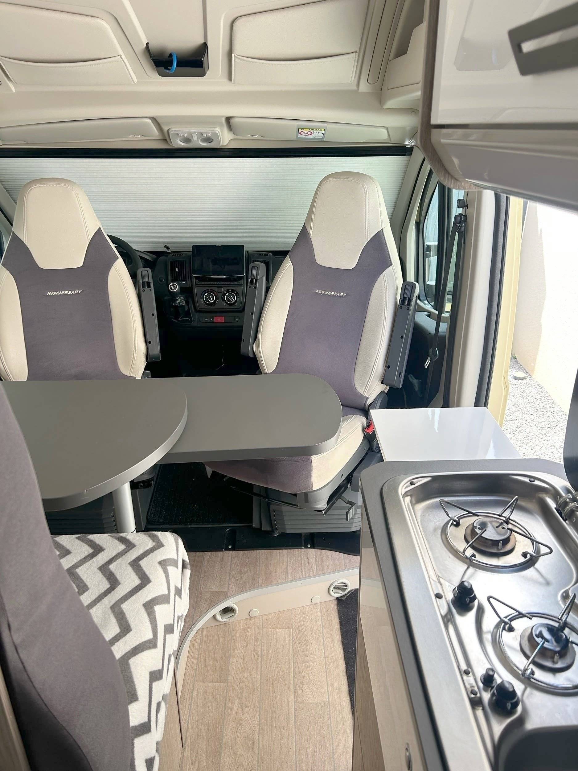 Dinette Fiat Ducato 2.3l 140cv ad blue - Yescapa