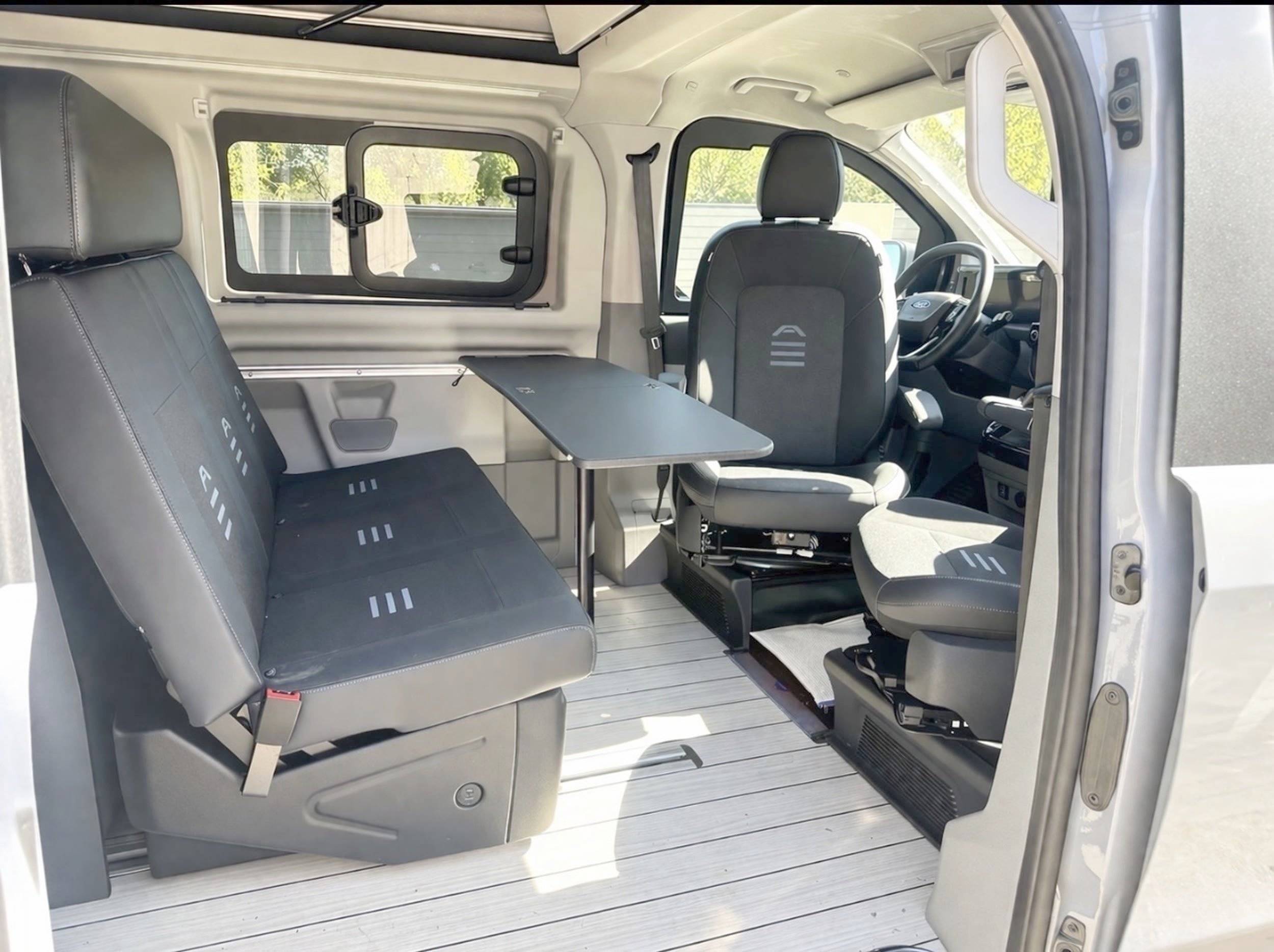 Essecke Ford Ford Transit Custom Nugget L1H1 170 CV automatique - Yescapa