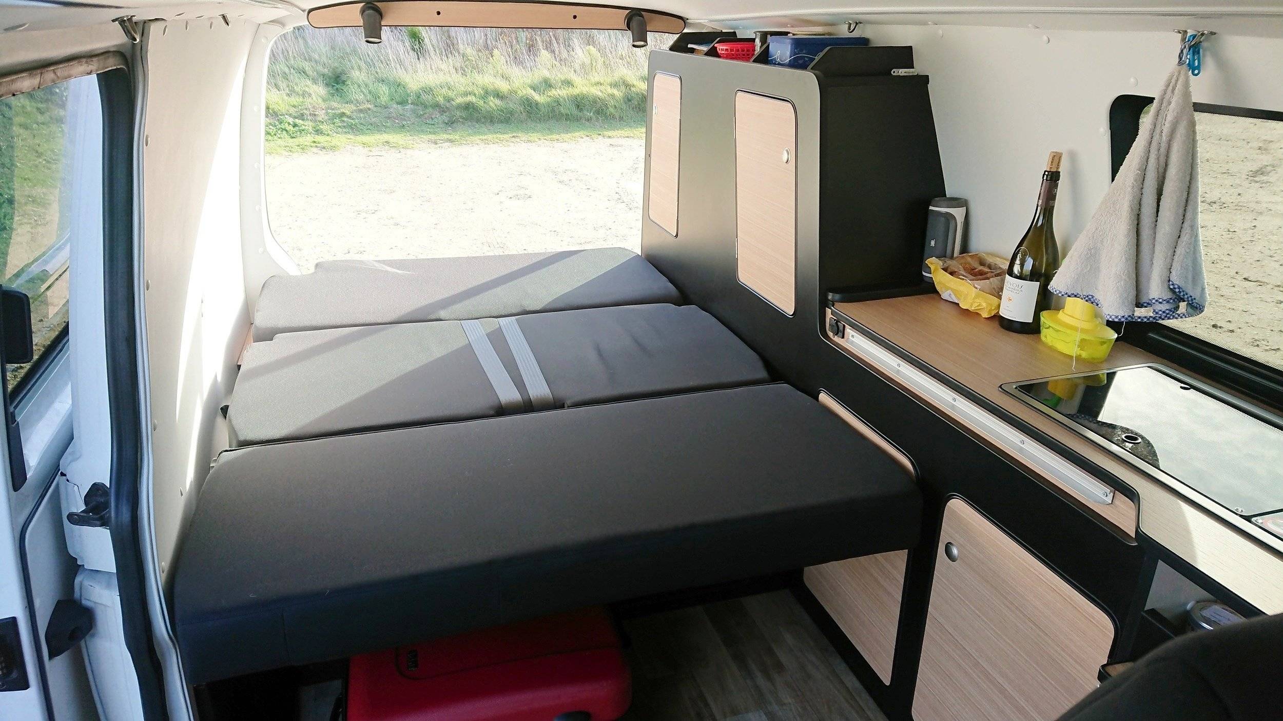 Kusthom Transporter T5 L2H1 2 l 102 ch