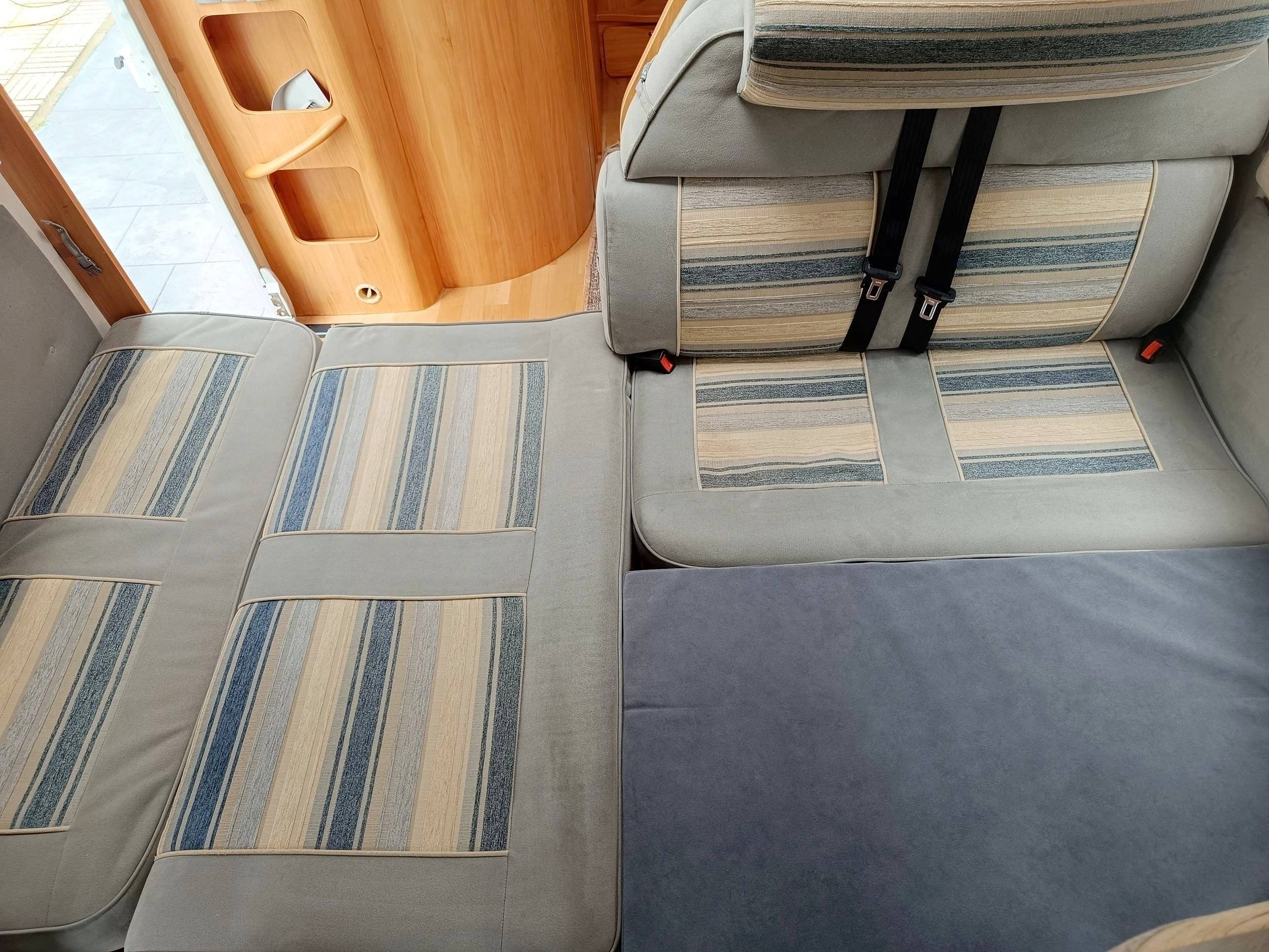 Adria CORAL 680 SP