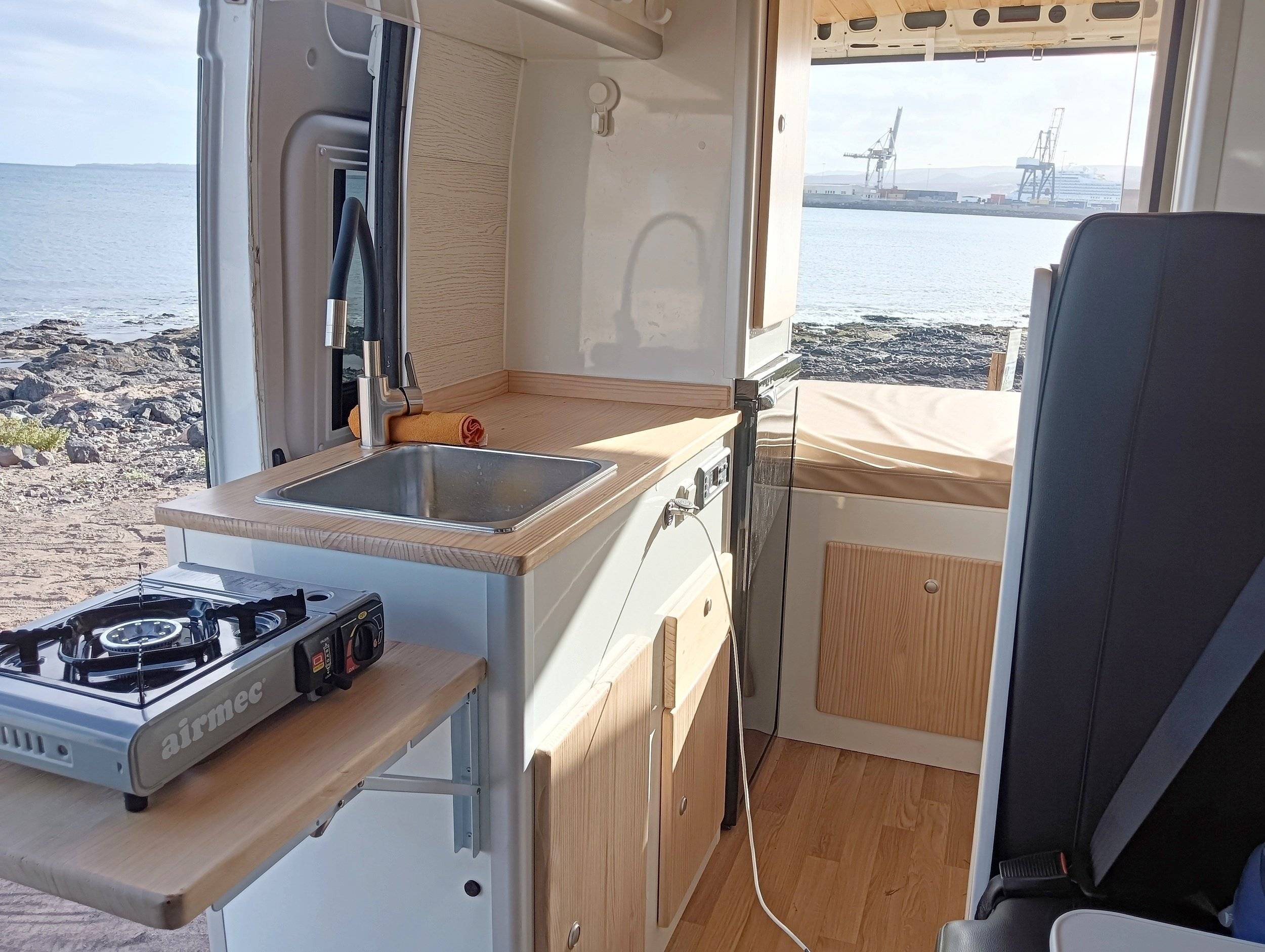 Peugeot boxer camperizada  