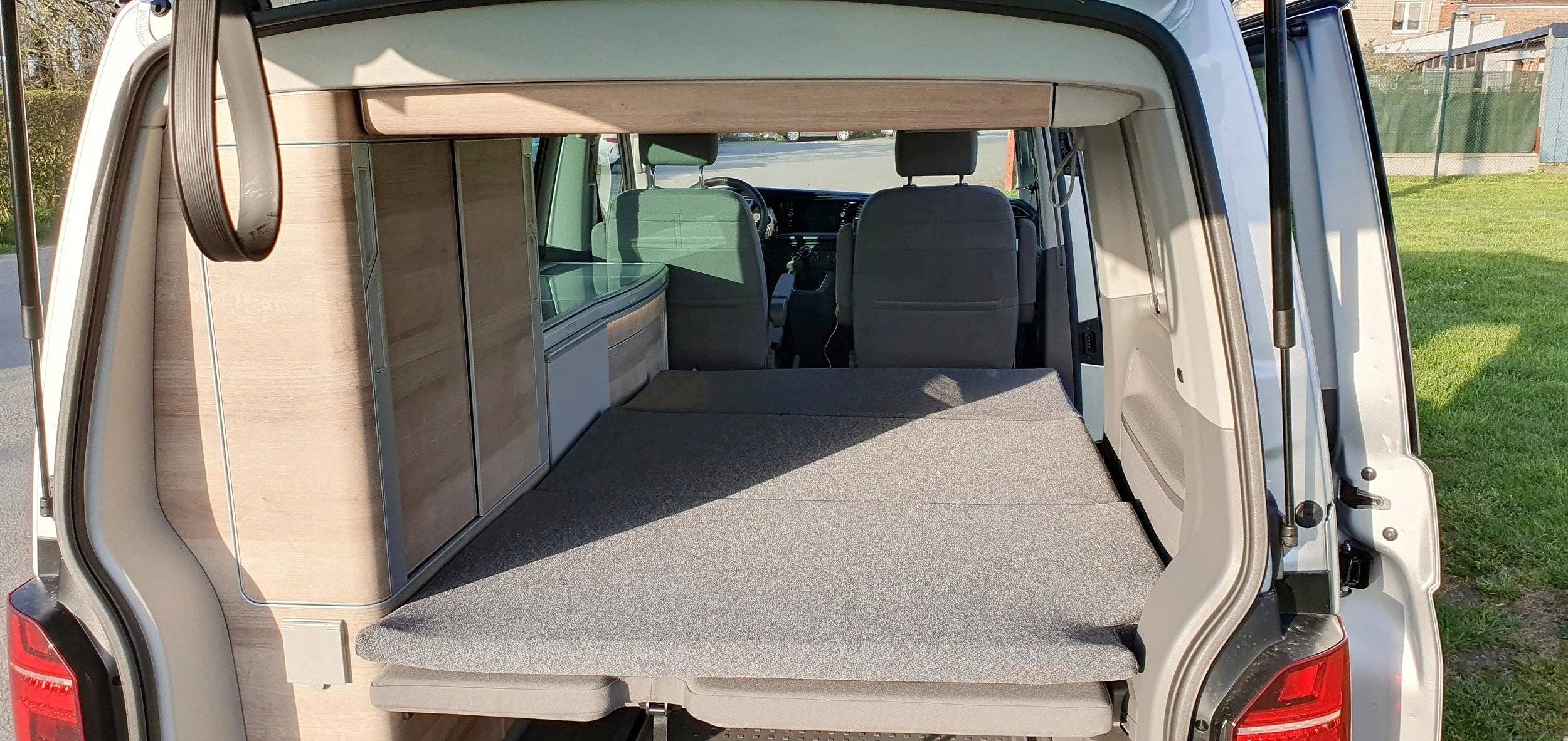 Volkswagen Volkswagen T6.1 California