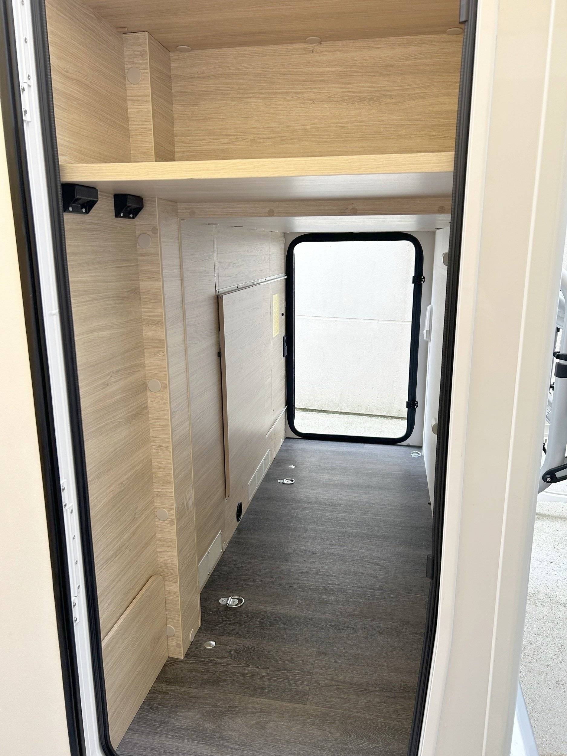 Challenger 250 break