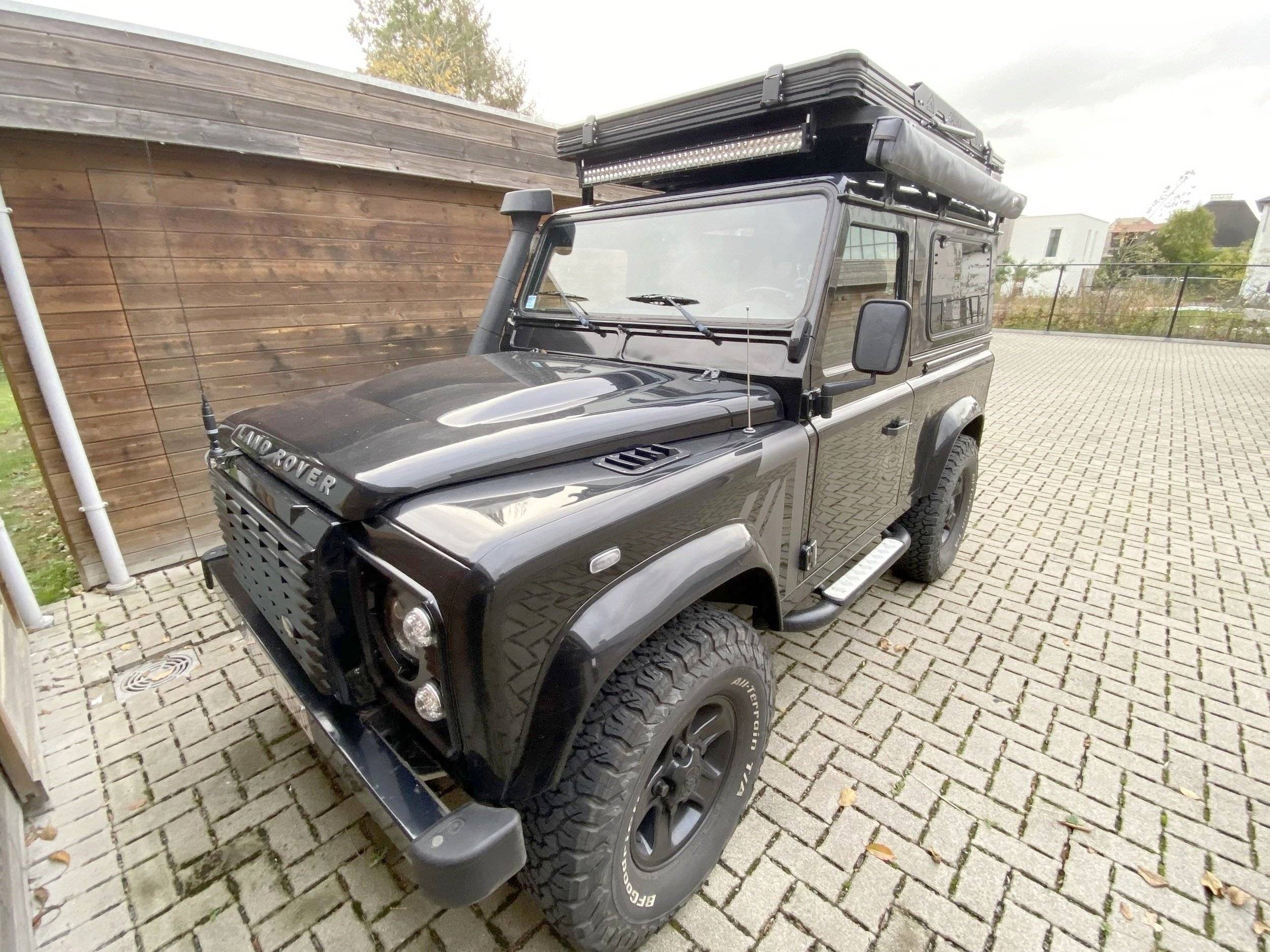 Land Rover 