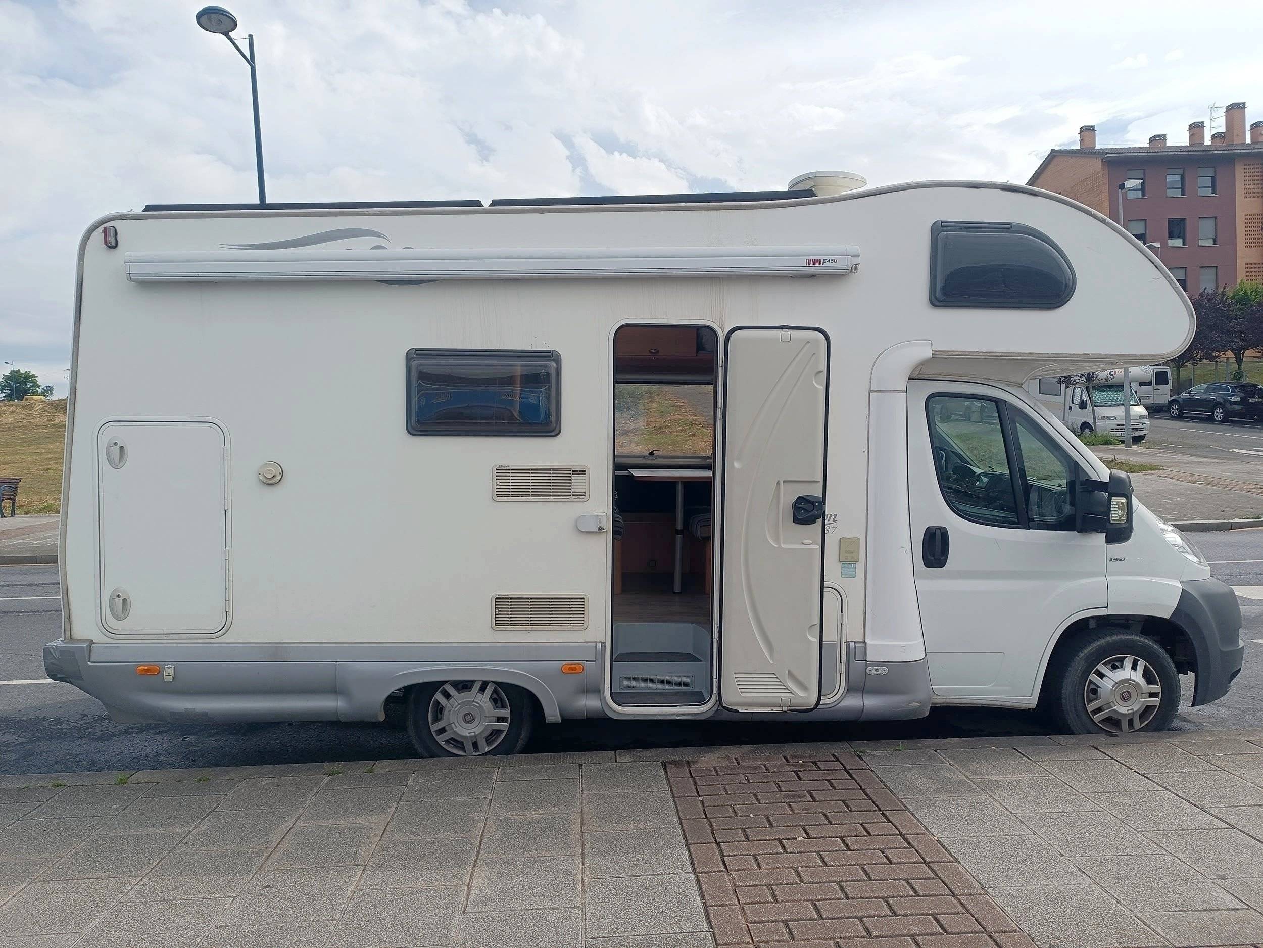 Elnagh Elnagh  Baron