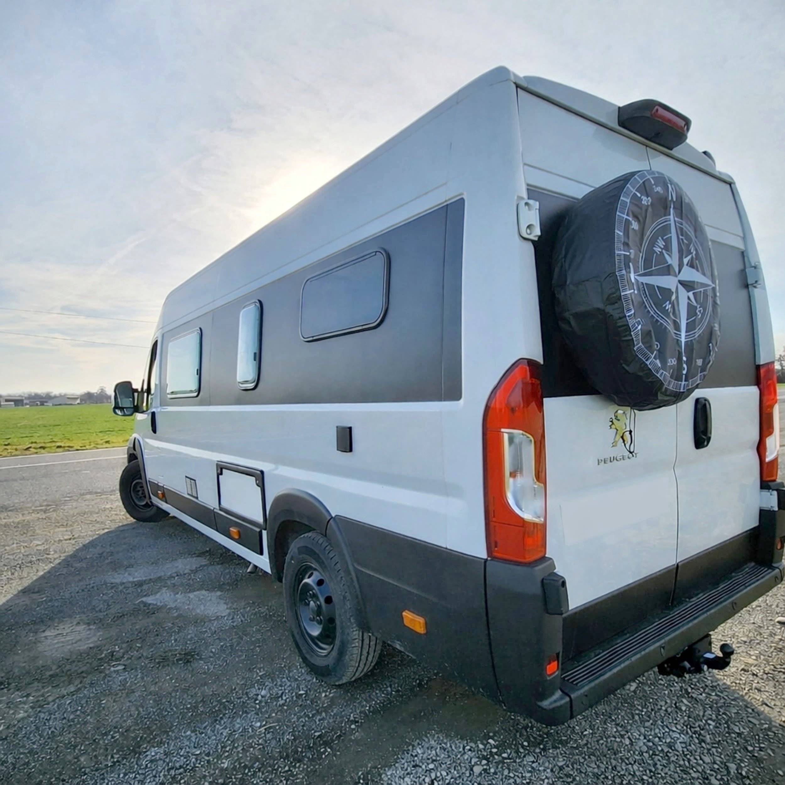 Peugeot Boxer 2,2 l 120 ch.