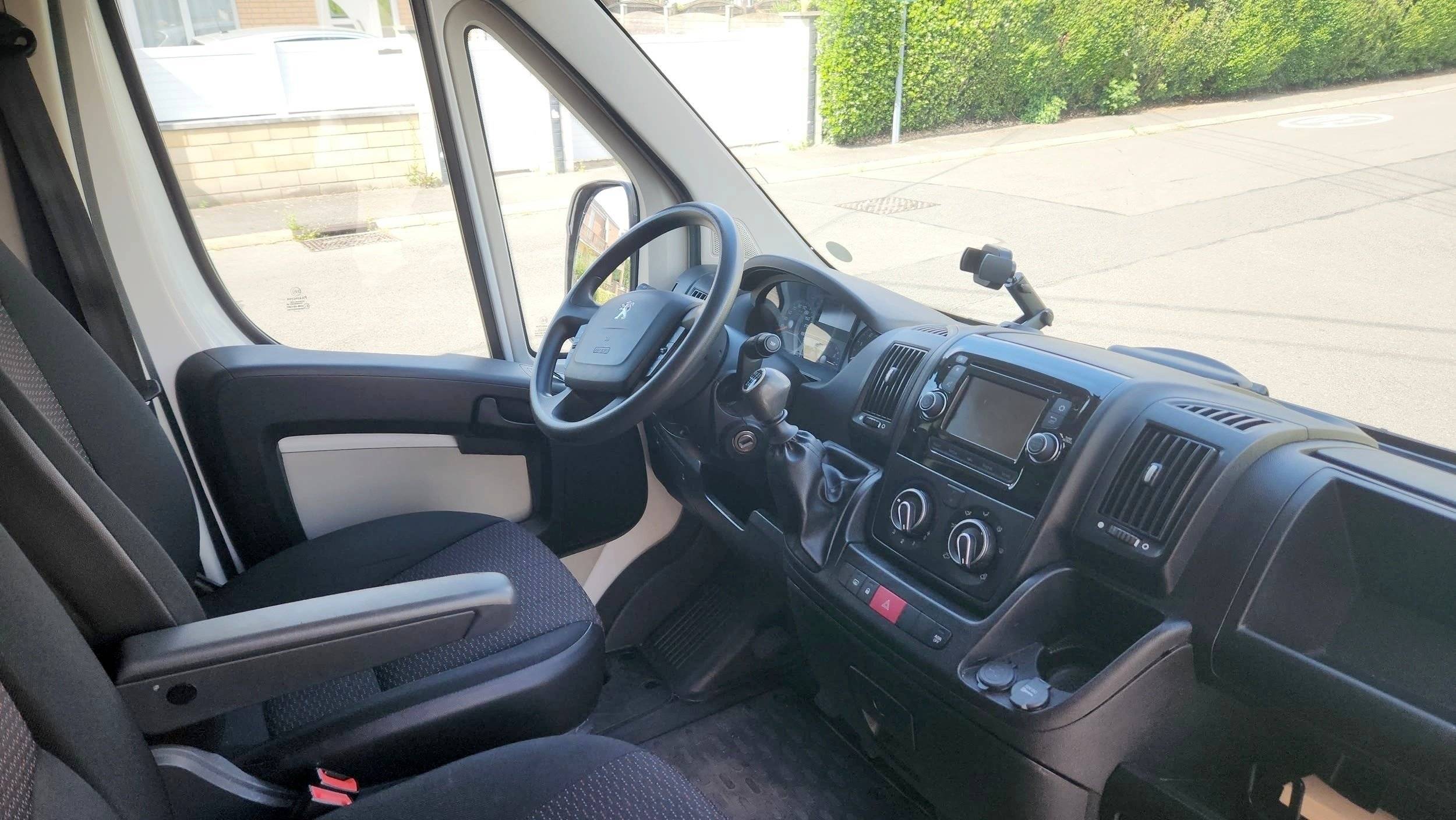 Peugeot Boxer 2,2 l hdi 130 ch