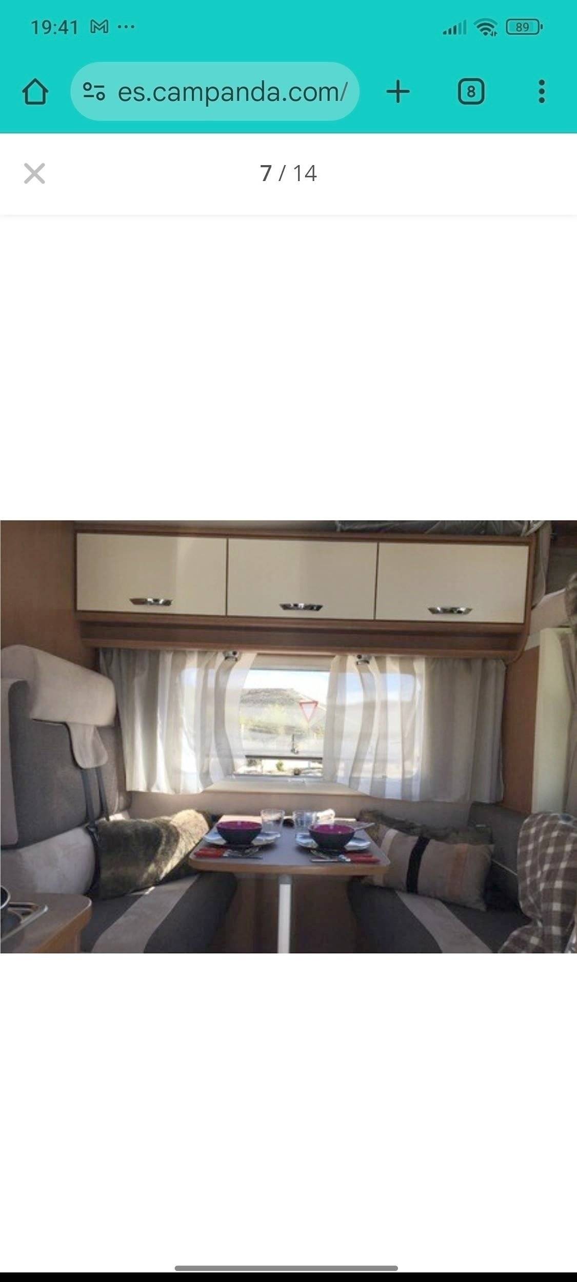 Dining Area Renault Master 2,5 l dCi 150 ch. - Yescapa