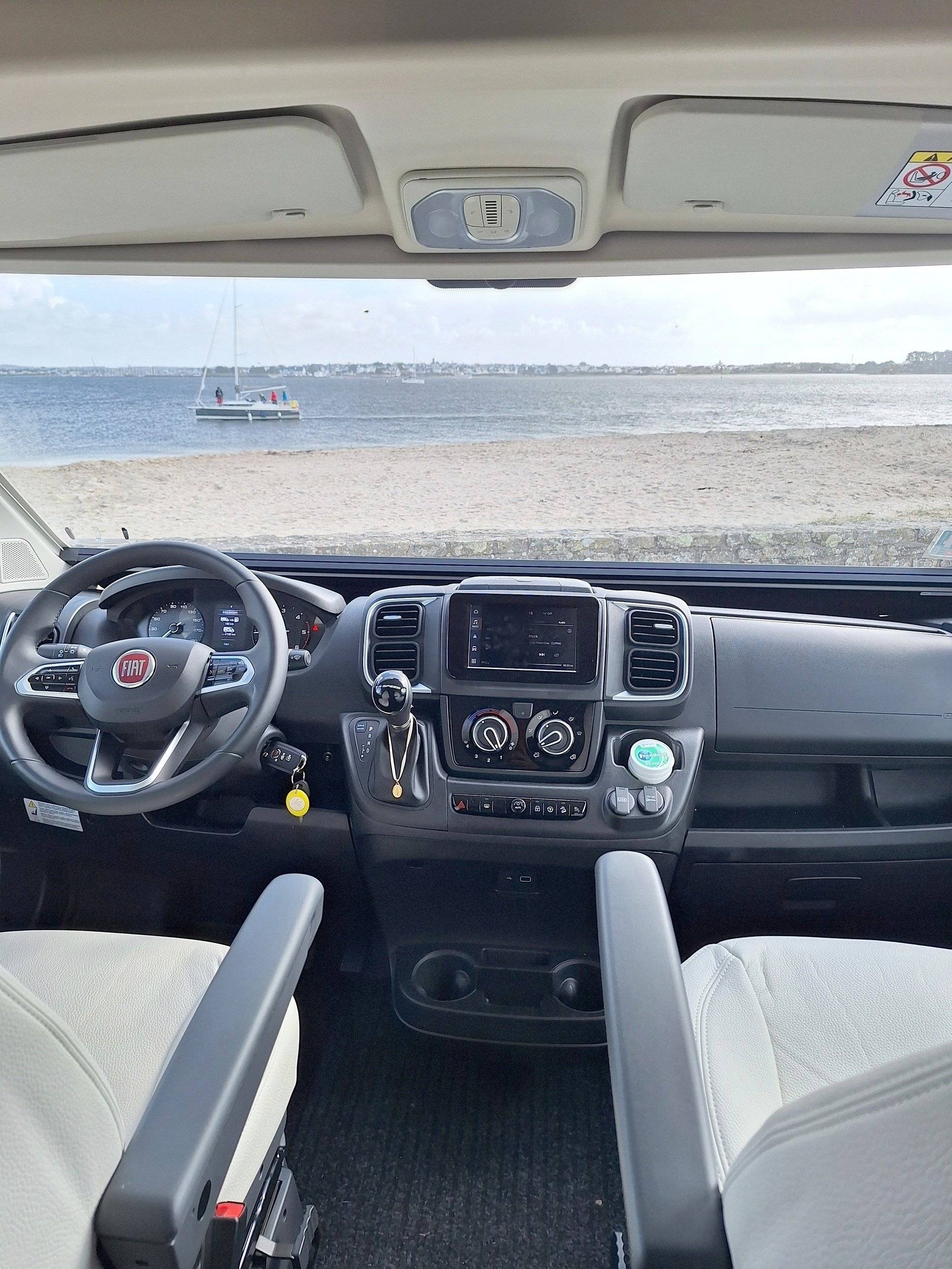 Mclouis Menfys VAN S-Line 3 Matic