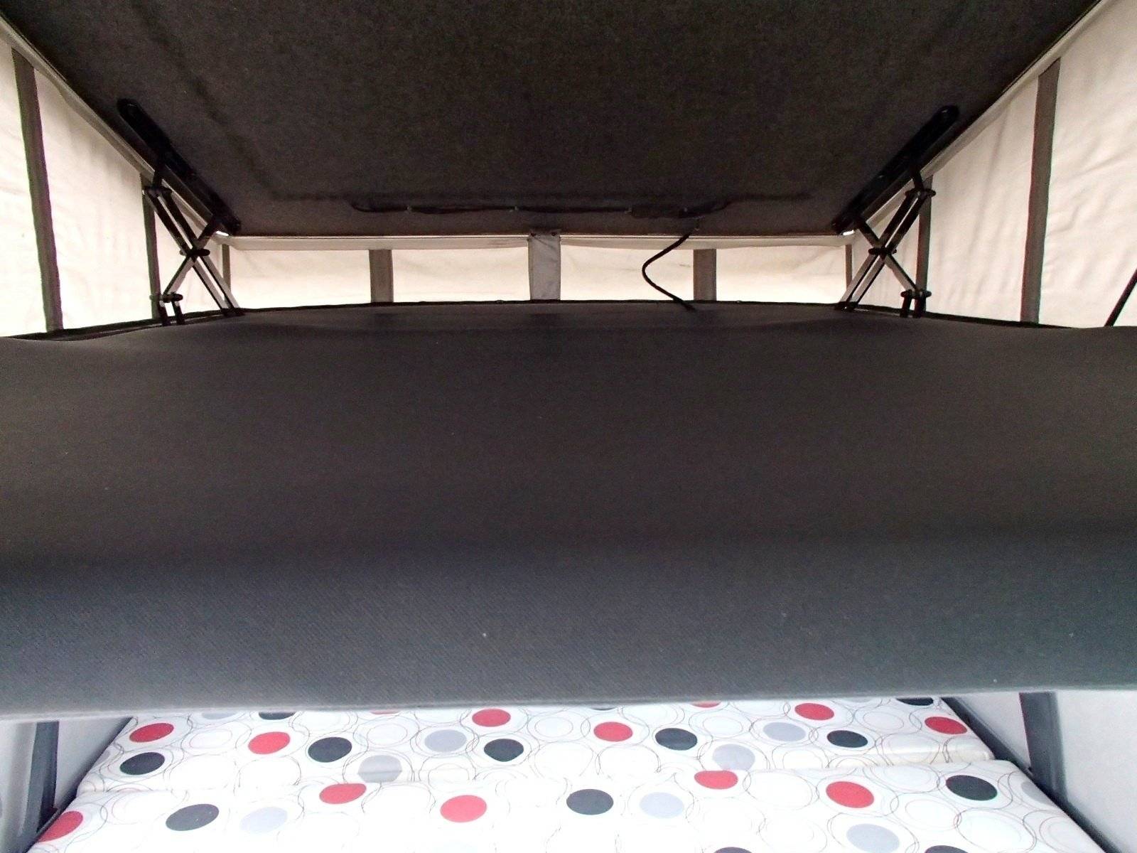 Caraben's Trafic II L2H1 2,5 dci l 145 ch