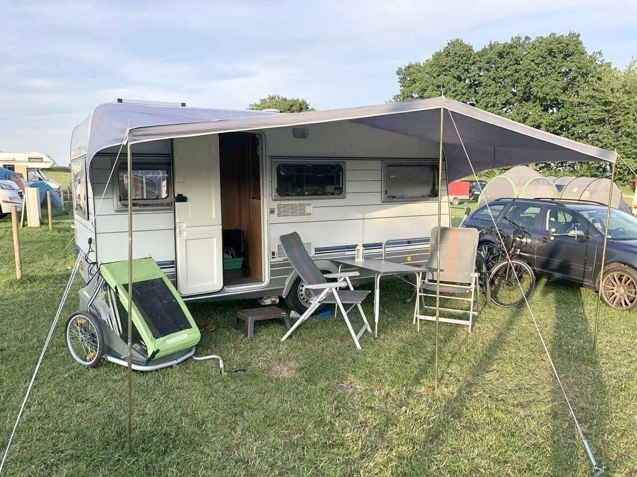 schräge Vorderansicht  - Yescapa