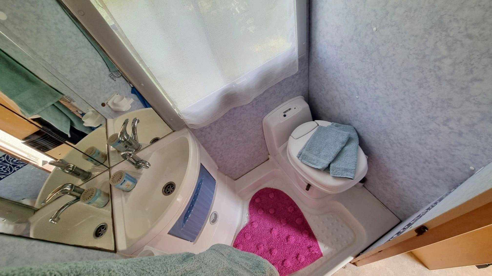 Challenger challenger 230