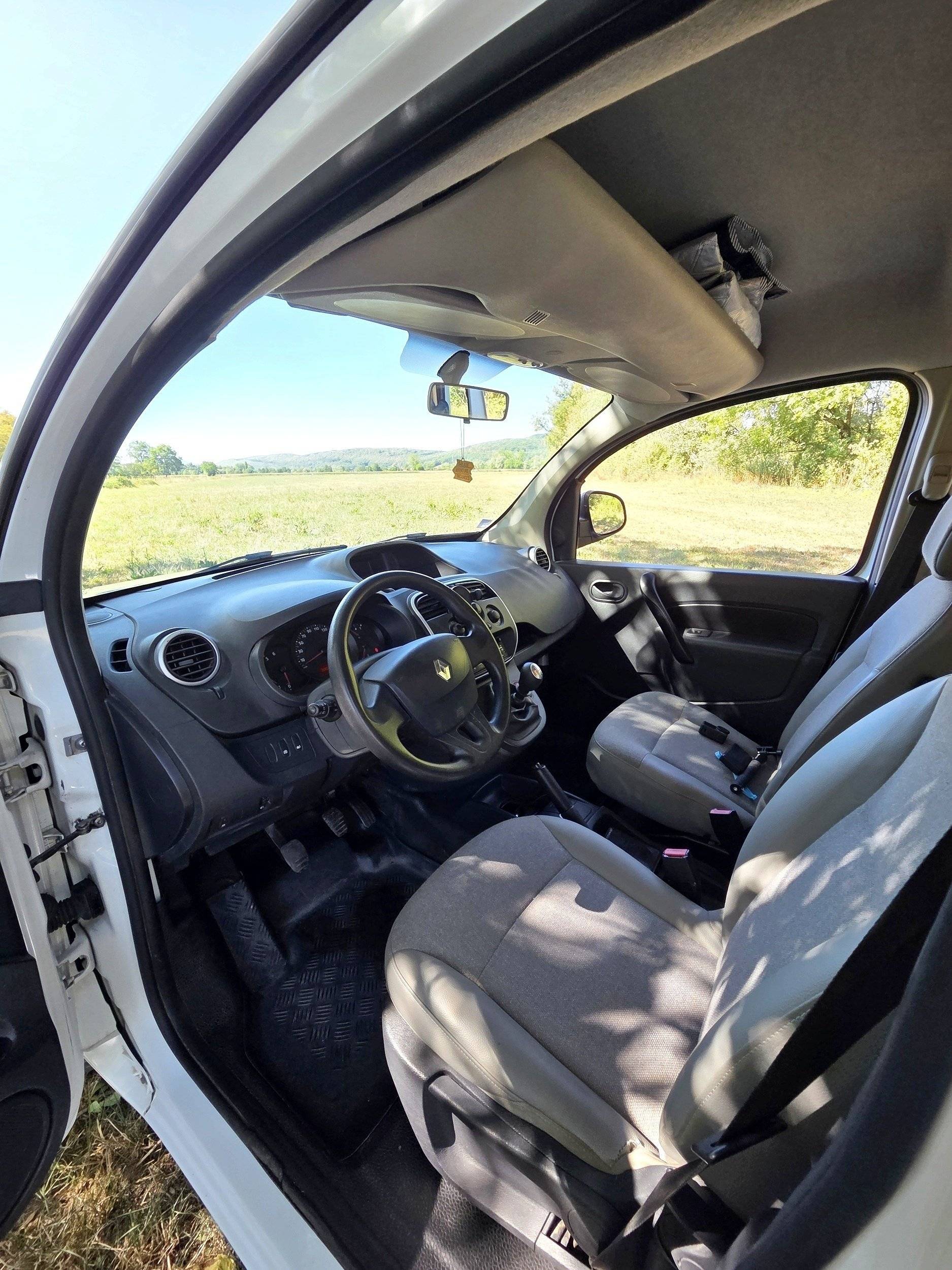 Les Vans du Moulin kangoo Maxi 1.5 90cv