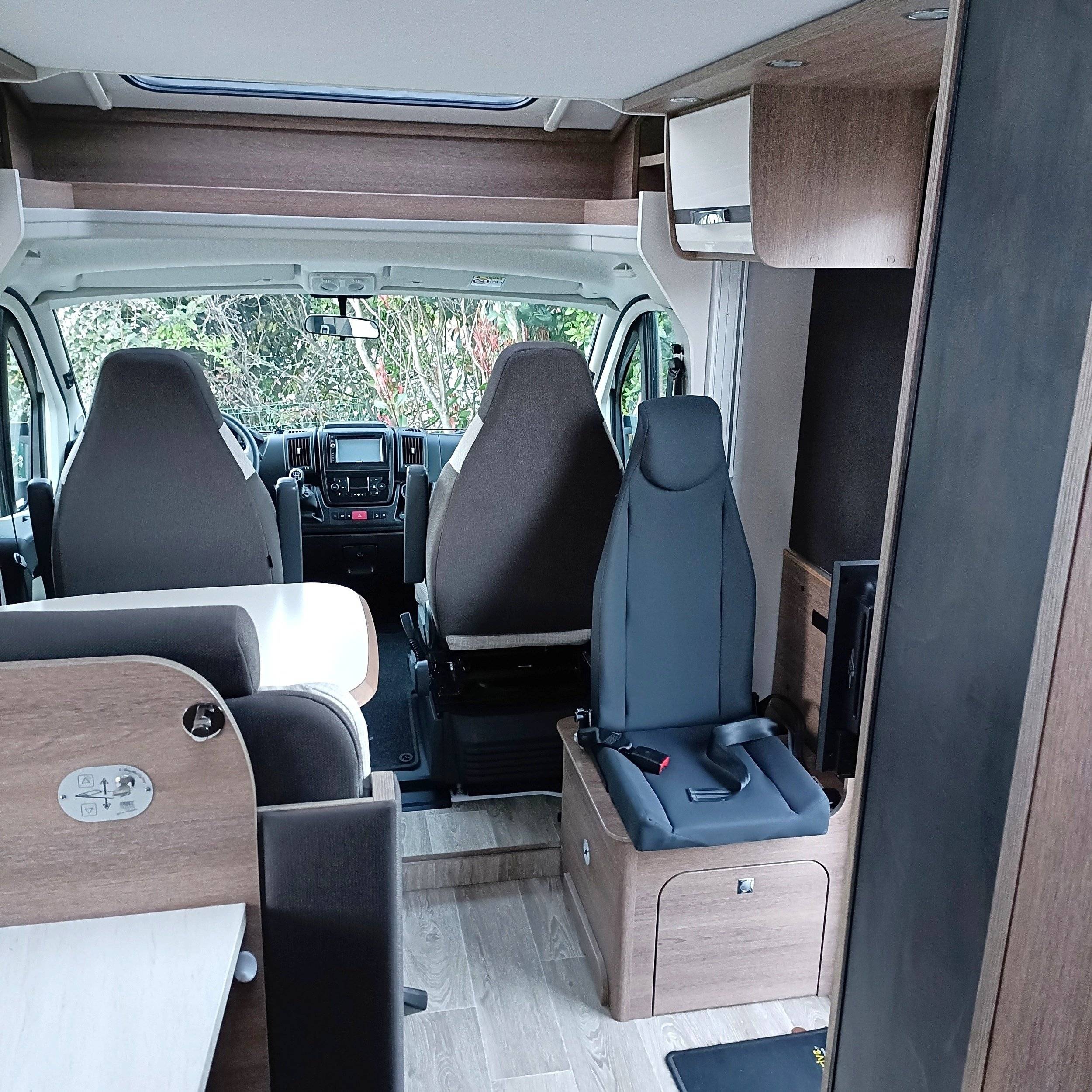 Dethleffs TREND  T7057EB