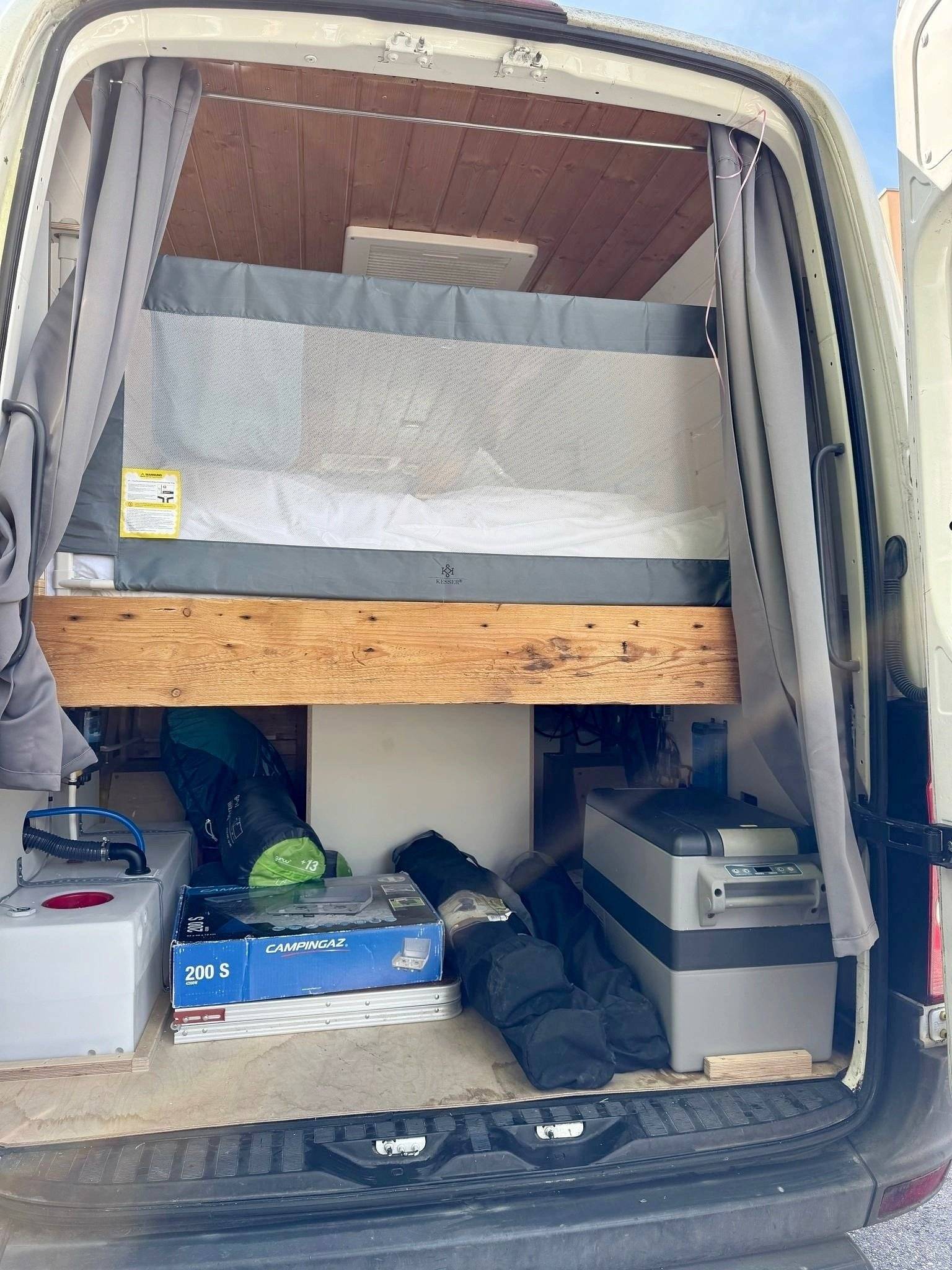 Volkswagen Volkswagen Crafter 35 mittel L2H2 Hochdach Express Profi