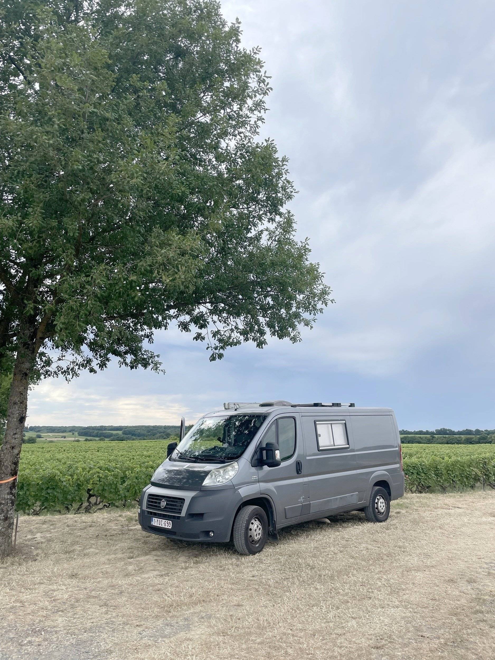 Voorkant 3/4 Fiat Ducato 2,2 l Multijet 130 ch. - Yescapa
